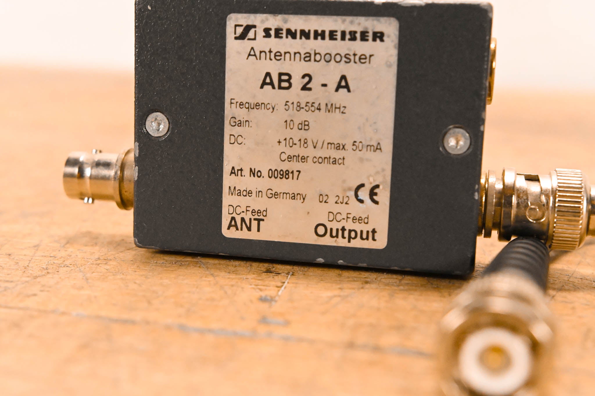 Sennheiser AB2-A Antenna Booster - A Range: 518-554 MHz