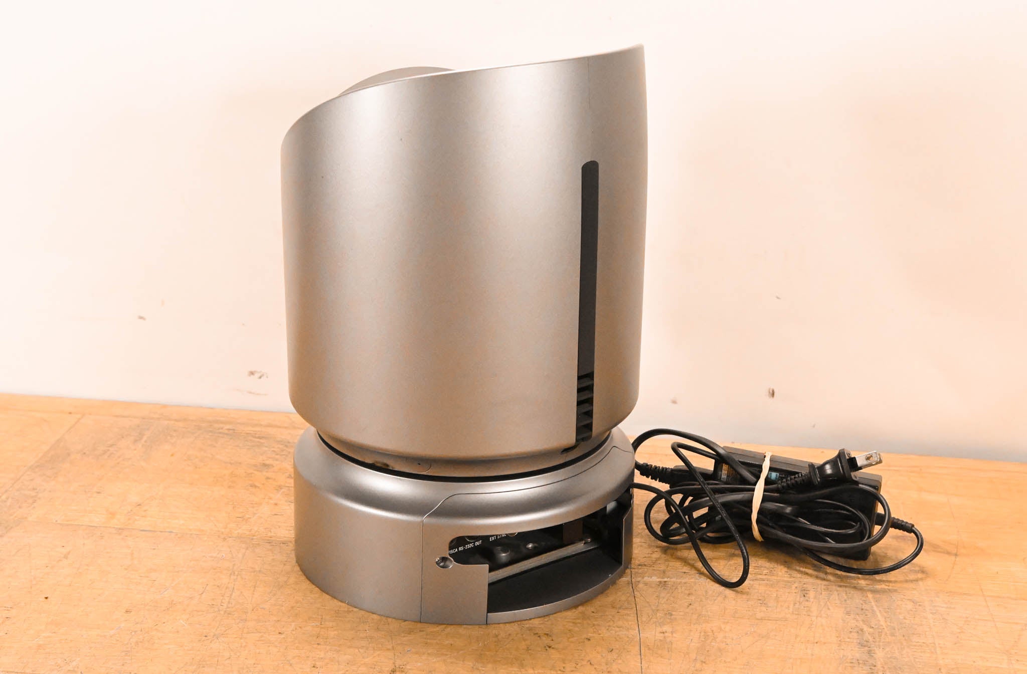 Sony BRC-H700 1/3-Inch 3-CCD HDTV Communications Camera