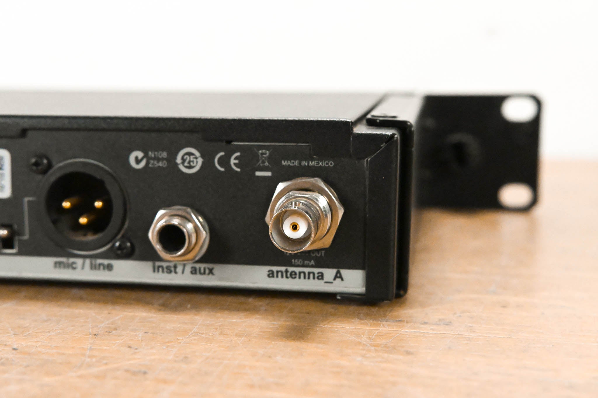 Shure ULXD14 Wireless Belt Pack System - L50 Range (NO POWER SUPPLY)