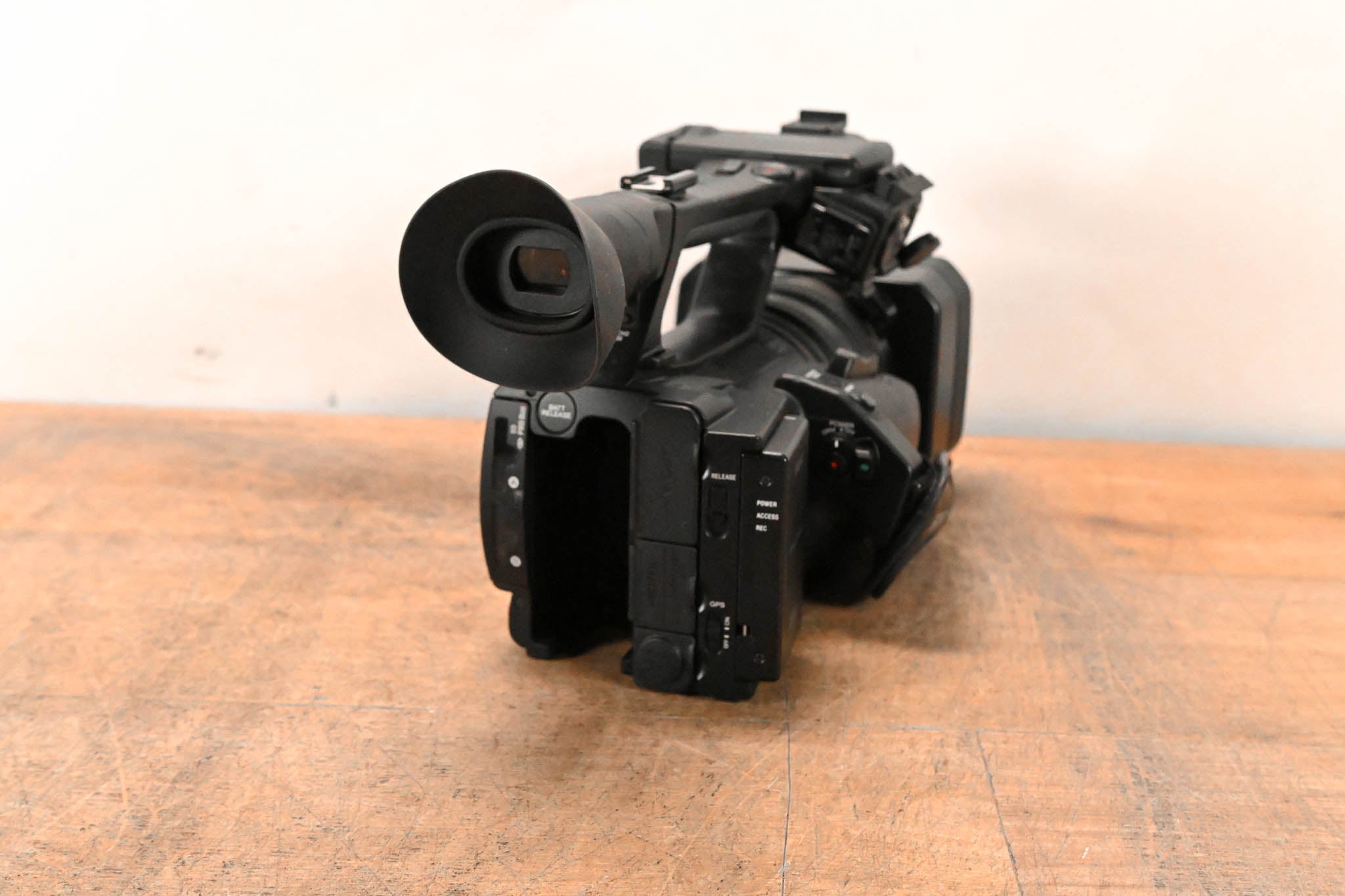 Sony HXR-NX5U NXCAM Professional Camcorder