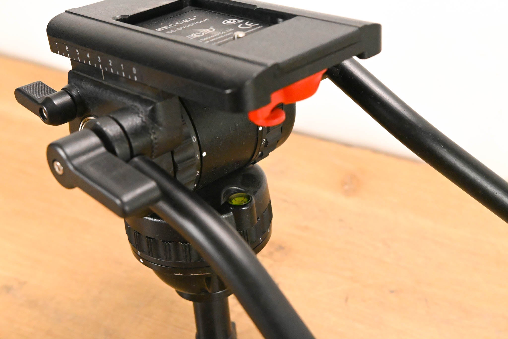 Secced SC-DV10/75AH 75mm Fluid Video Head w/ Dual Pan Bars