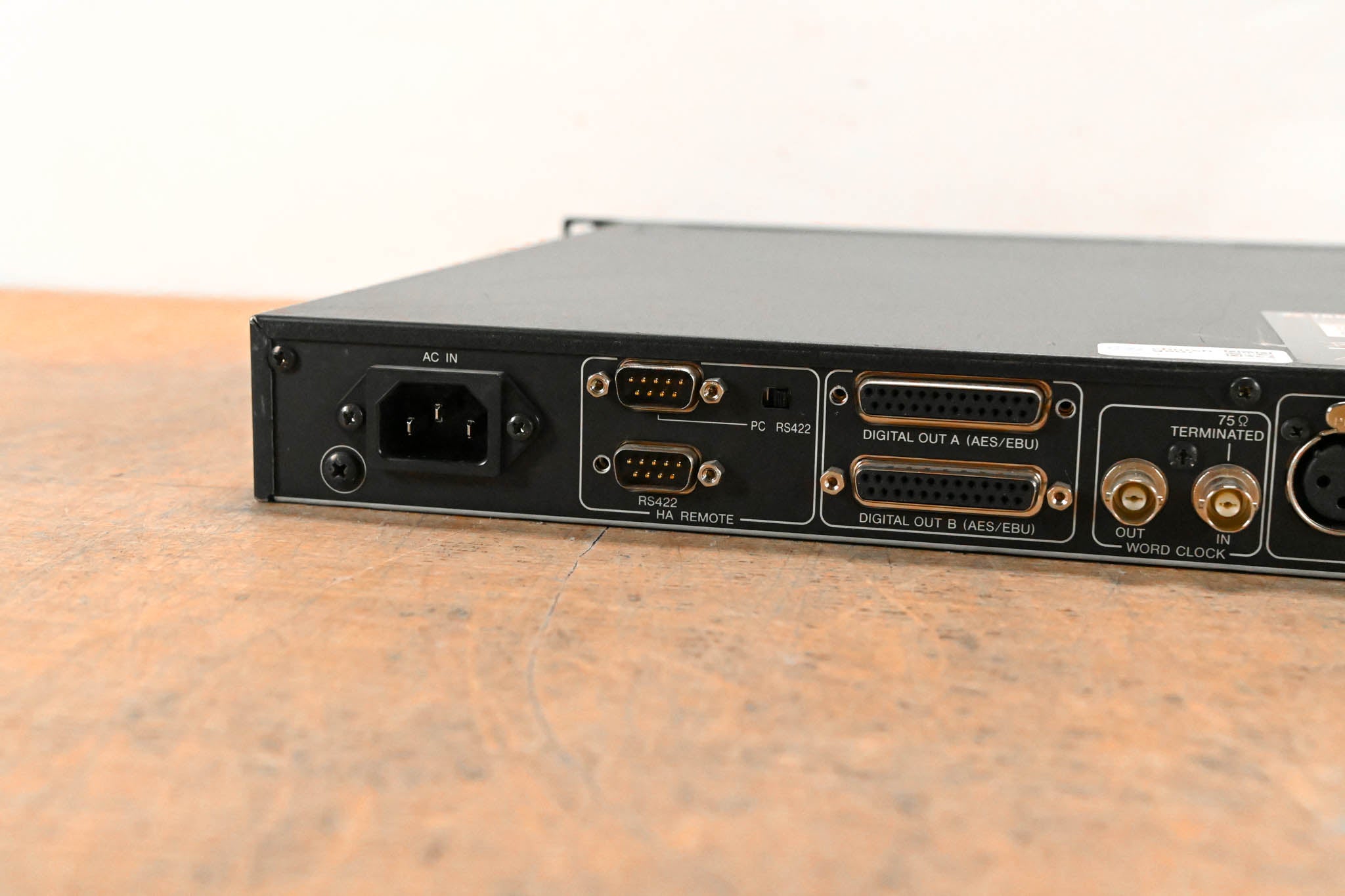 Yamaha AD8HR AD Converter with Remote Preamp