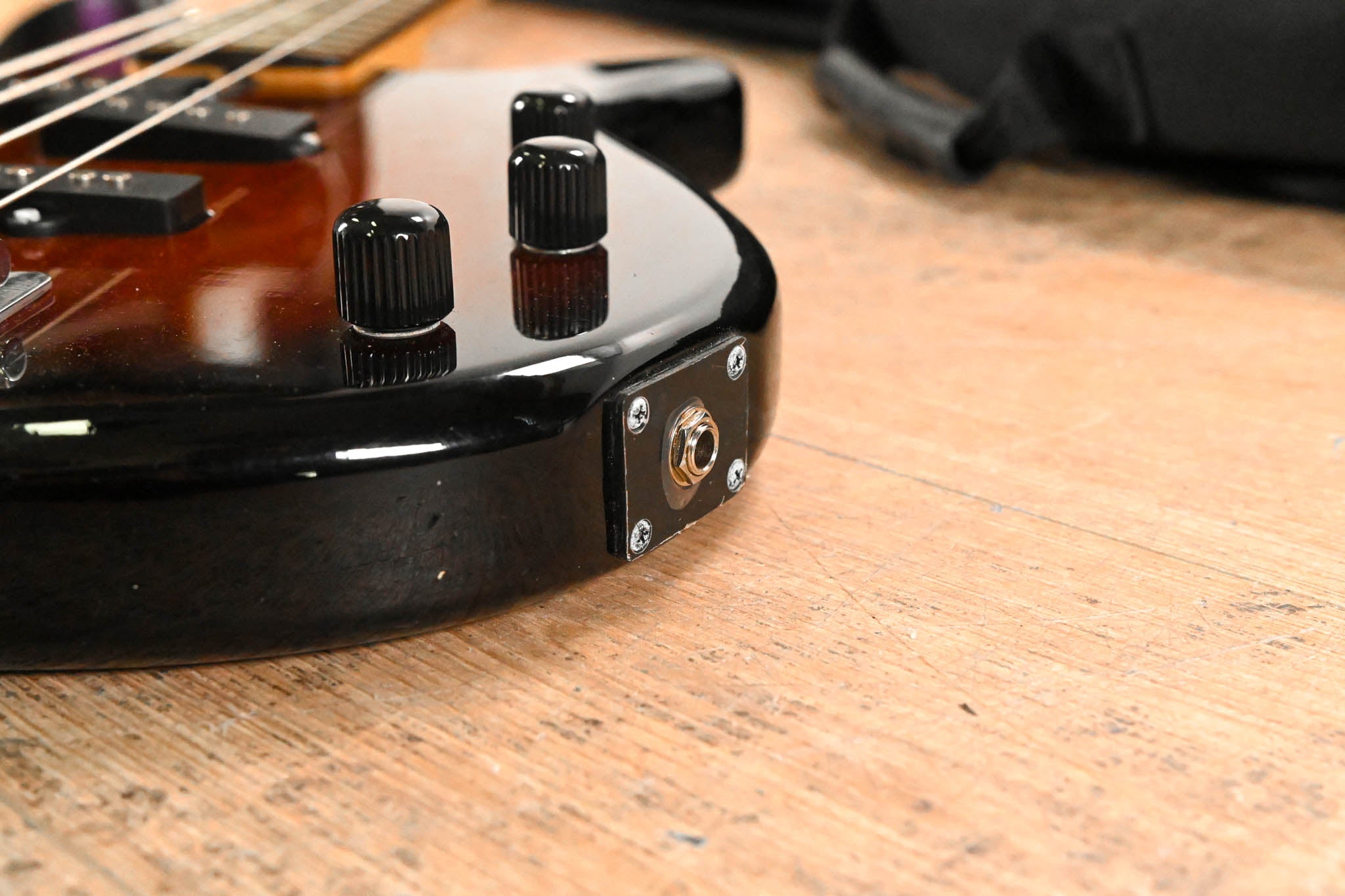 Yamaha RBX170 4-String Electric Bass Guitar w/ Soft Shell Gig Bag