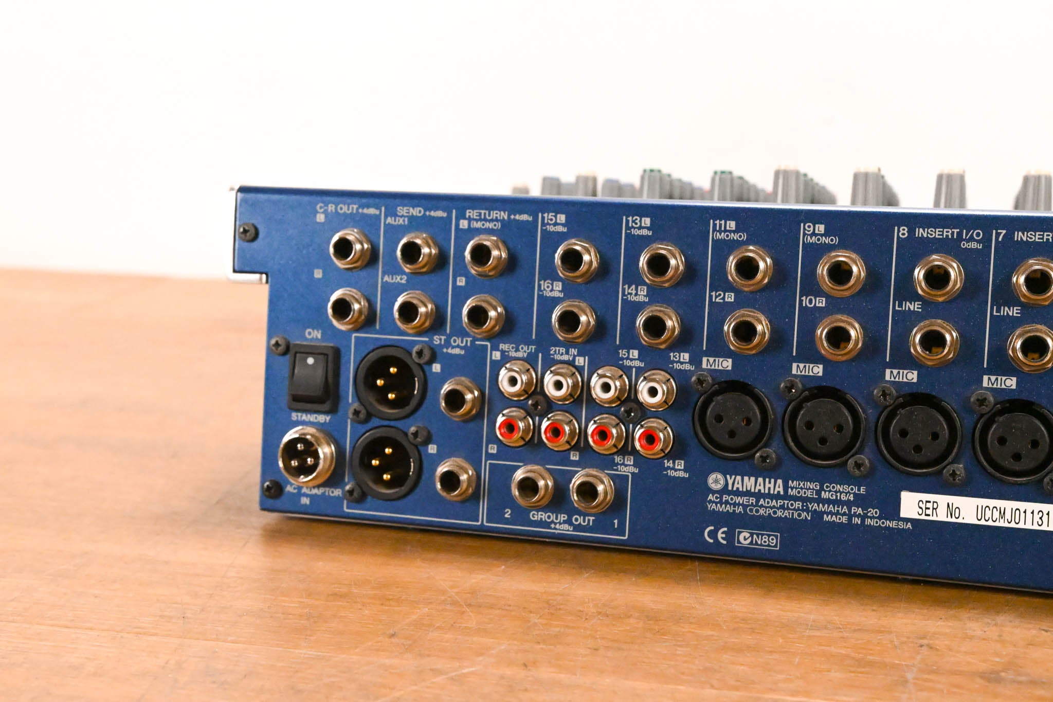 Yamaha MG16/4 16-Channel 4-Bus Analog Mixing Console (NO POWER SUPPLY)