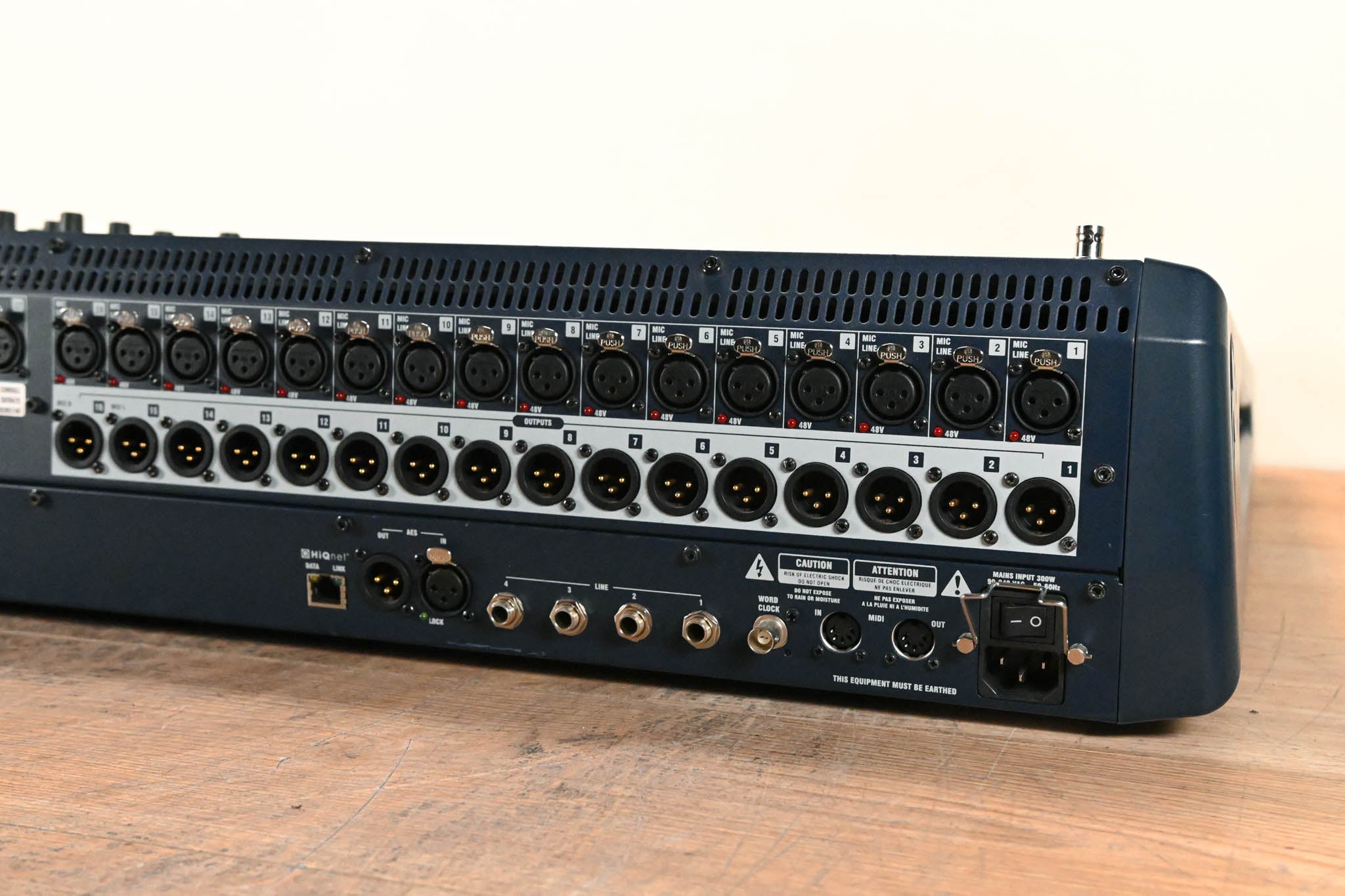 Soundcraft Si Expression 3 32-Channel Digital Mixer with CAT5 MADI Card