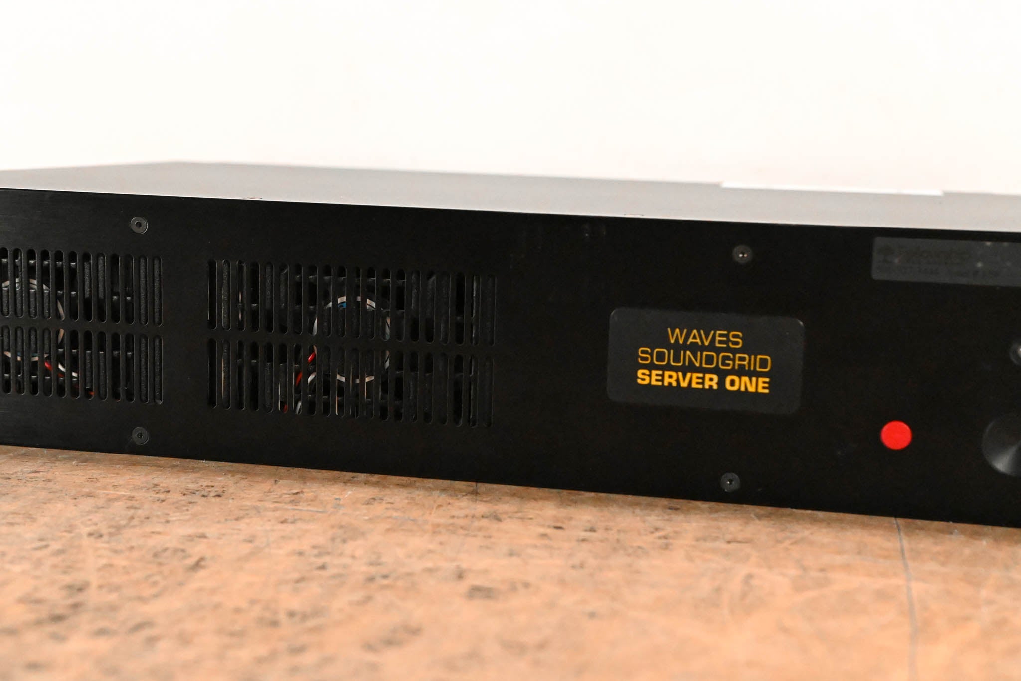 Waves SoundGrid Server One V2