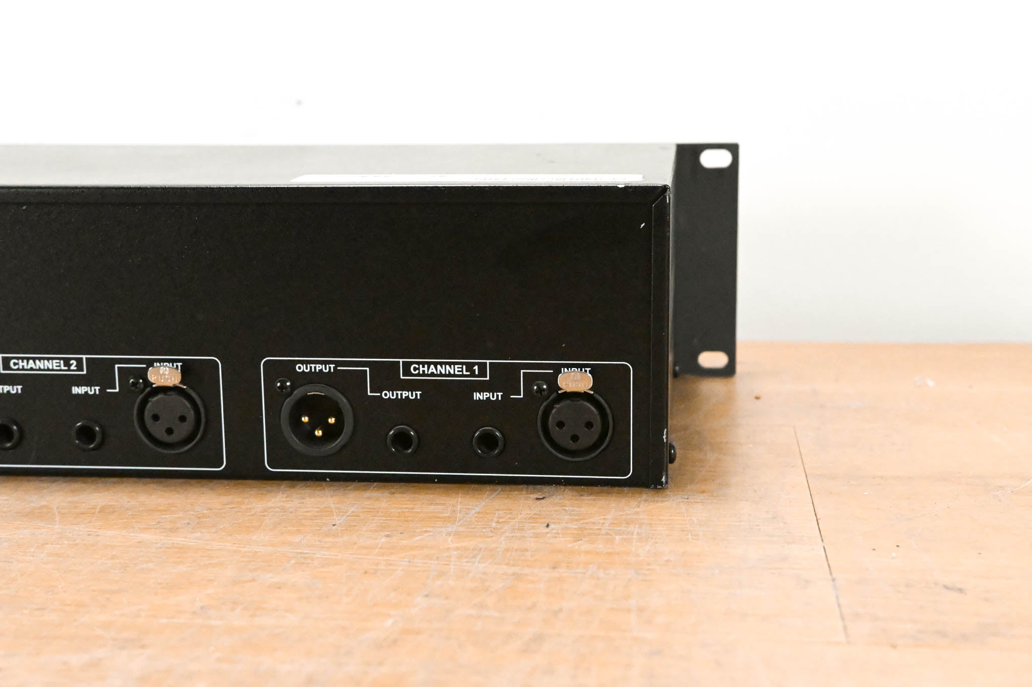 dbx 231 Dual-Channel 31-Band Graphic Equalizer