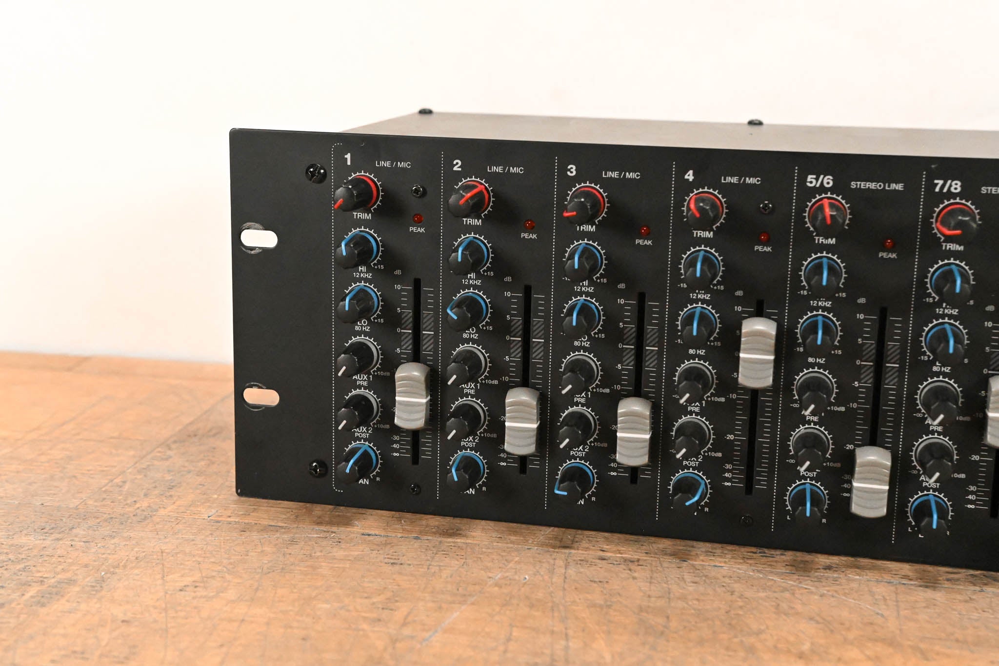 Denon DN-410X 10-Channel Rackmount Mixer with Bluetooth