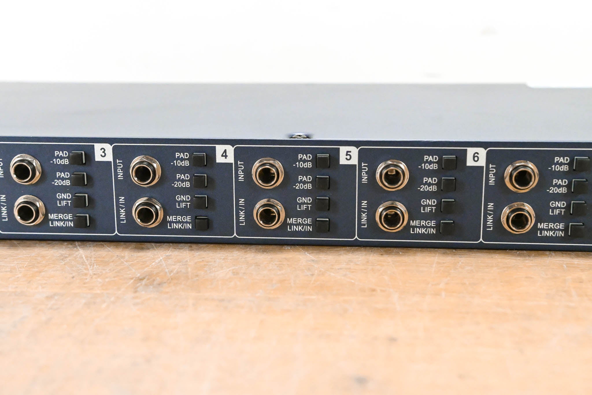 Palmer Pan 16 8/16 Channel Passive DI Box