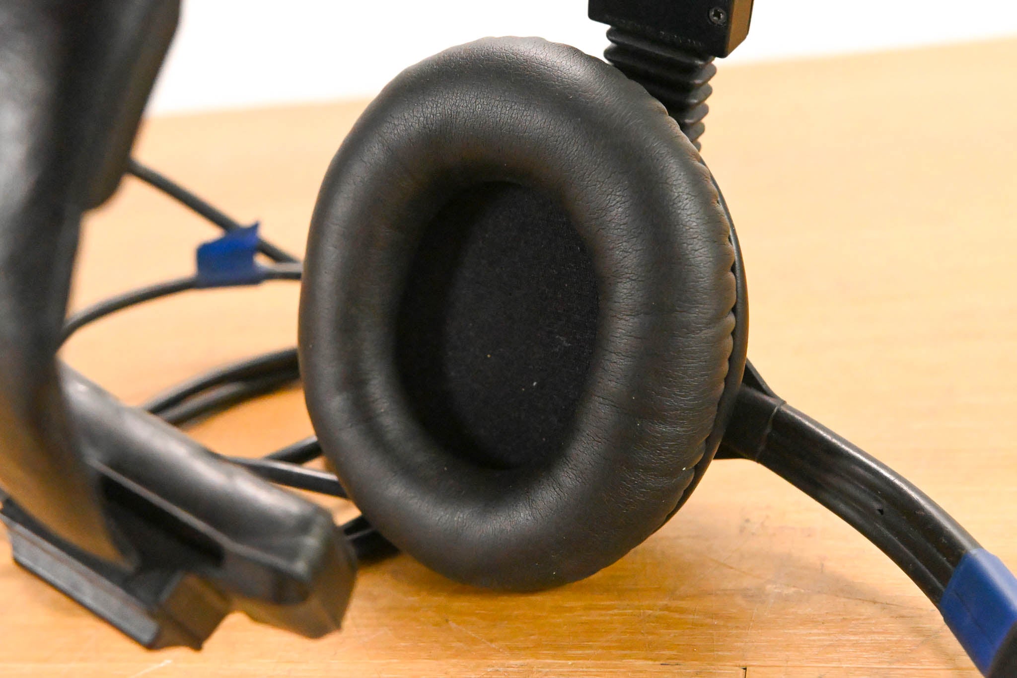 Clear-Com Single Muff Intercom Headset with 4-Pin Female XLR Connector