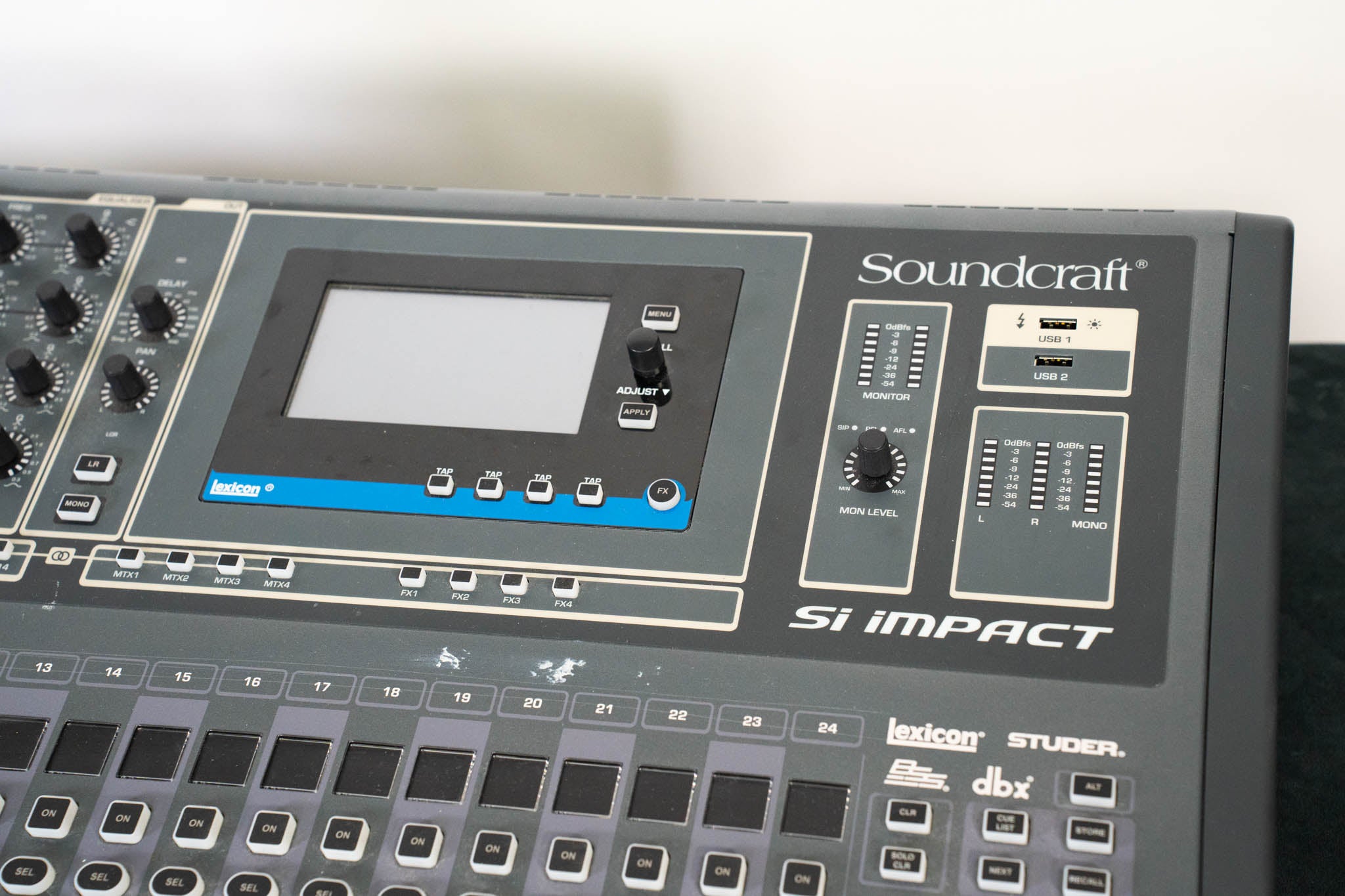 Soundcraft Si Impact 40-Input Digital Mixing Console