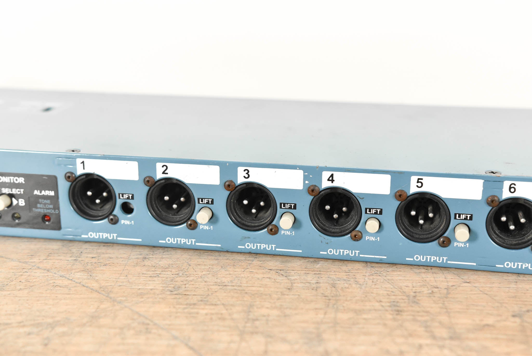 Radial SW8 MK2 8-Channel Line Level Auto-Switcher