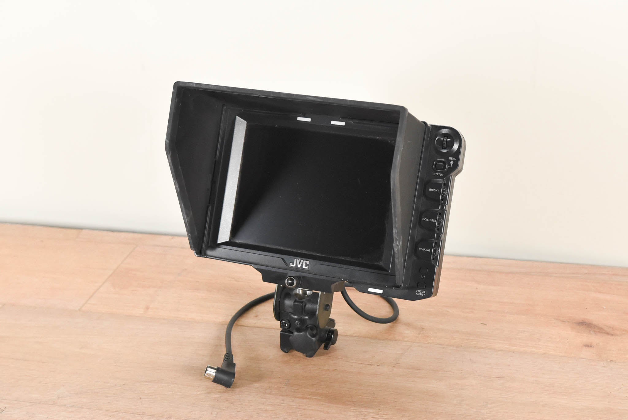 JVC VF-HP840U 8.4-in HD/SD Studio Viewfinder