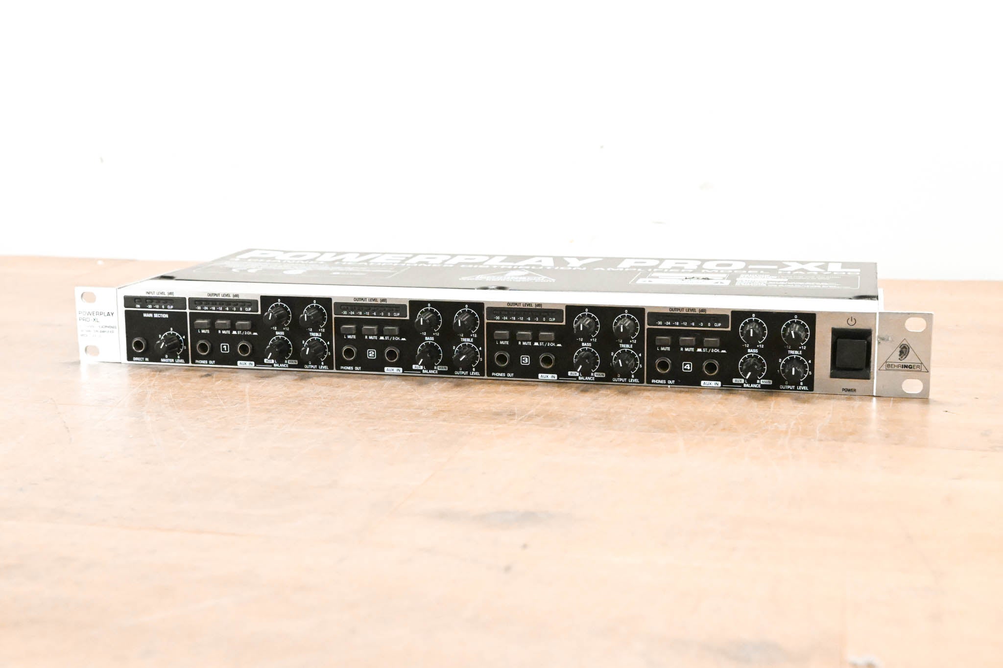 Behringer Powerplay Pro-XL HA4700 4-Channel Headphone Amplifier
