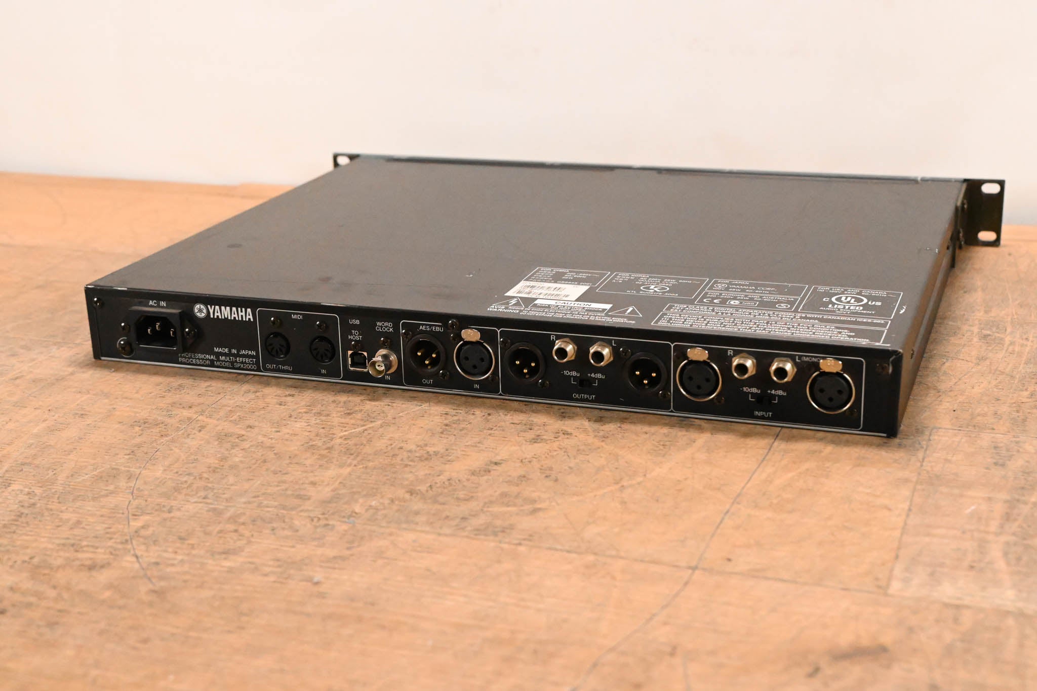 Yamaha SPX2000 Professional Multi-Effect Processor