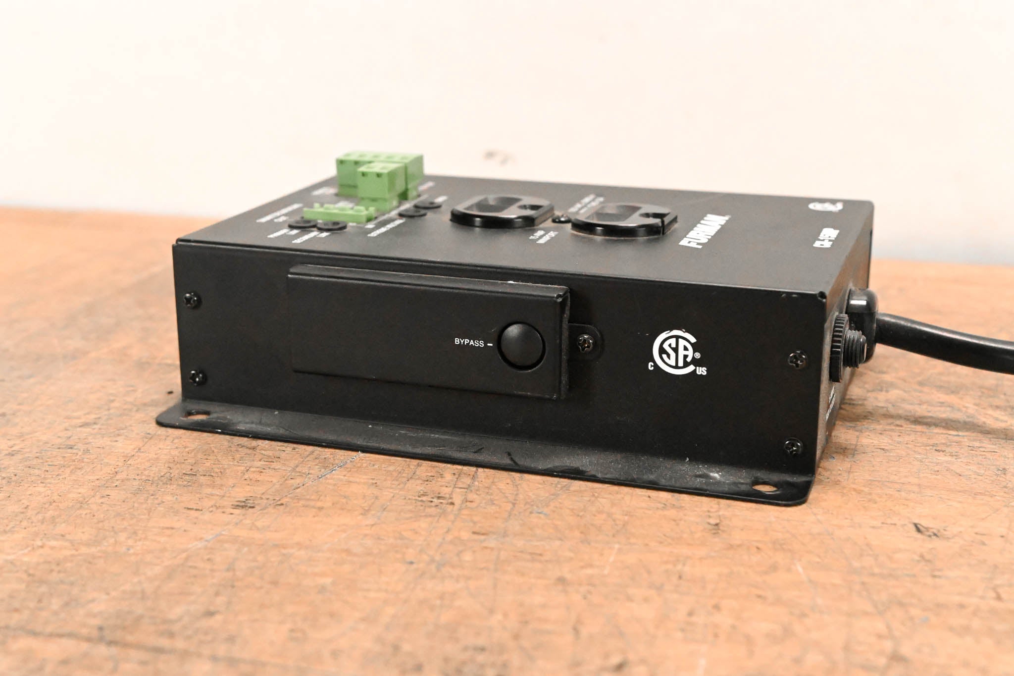 Furman CN-15MP Contractor Series MiniPort