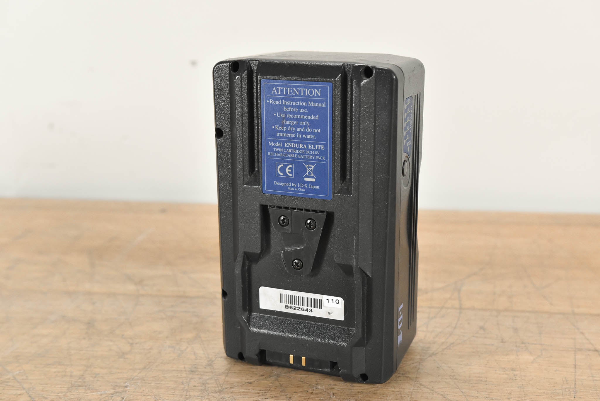 IDX System Technology Endura Elite 136Wh Li-Ion V-Mount Battery