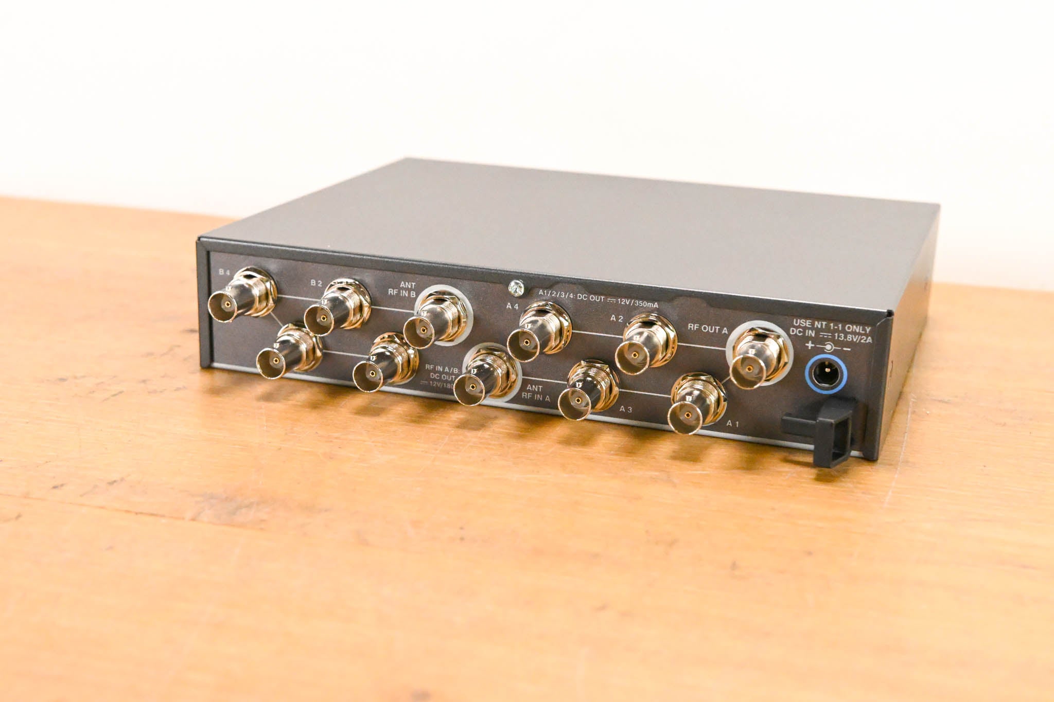 Sennheiser ASA 1 Active Antenna Splitter - 470-870 MHz (NO POWER SUPPLY)