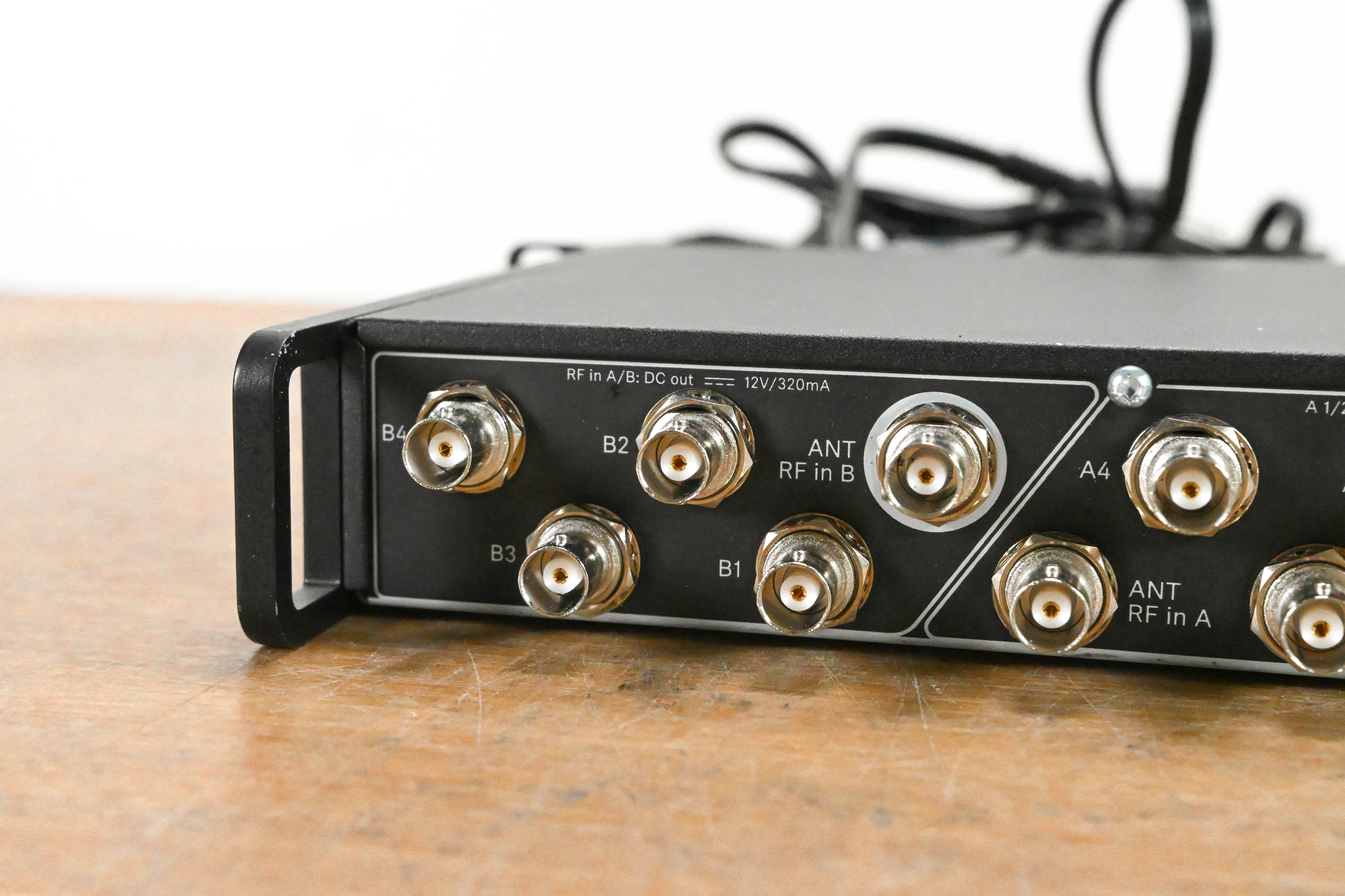 Sennheiser EW-D ASA Active Antenna Splitter 470-694 MHz