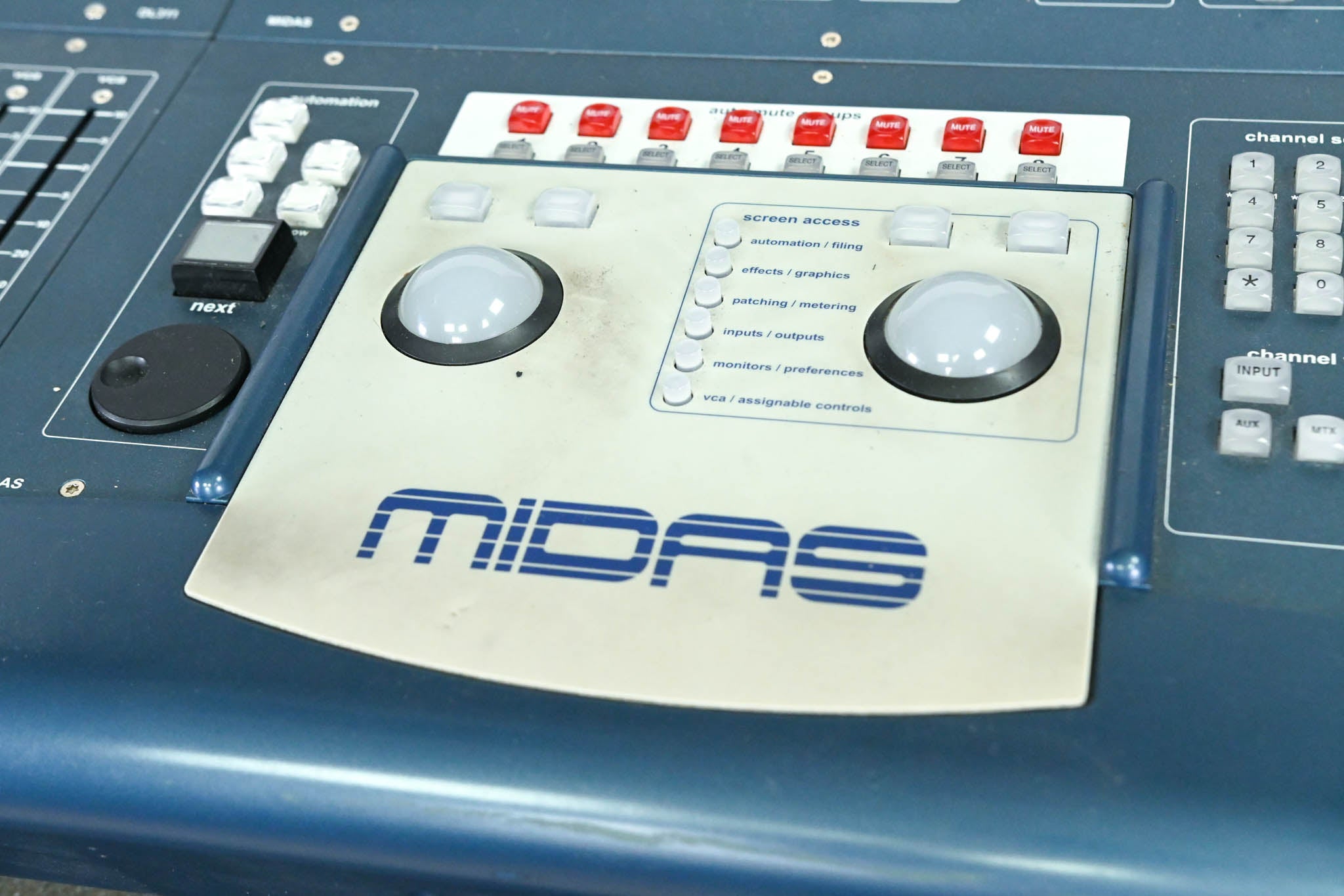 Midas PRO6 64-Channel Digital Console with Road Case and DL371