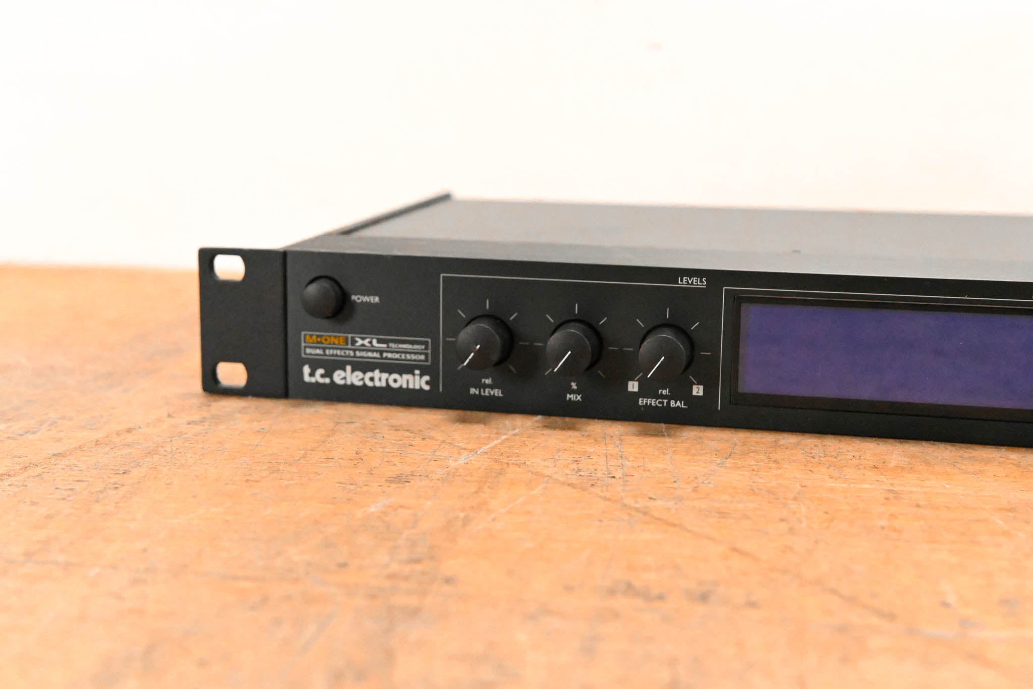 TC Electronic M-ONE XL Dual-Engine Effects Processor