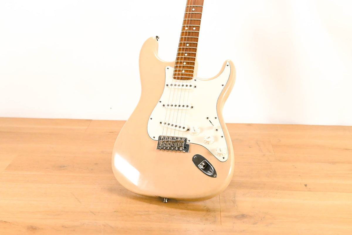 Fender Highway One Strat 2008 Beige / Light Tan Rosewood (Modified)