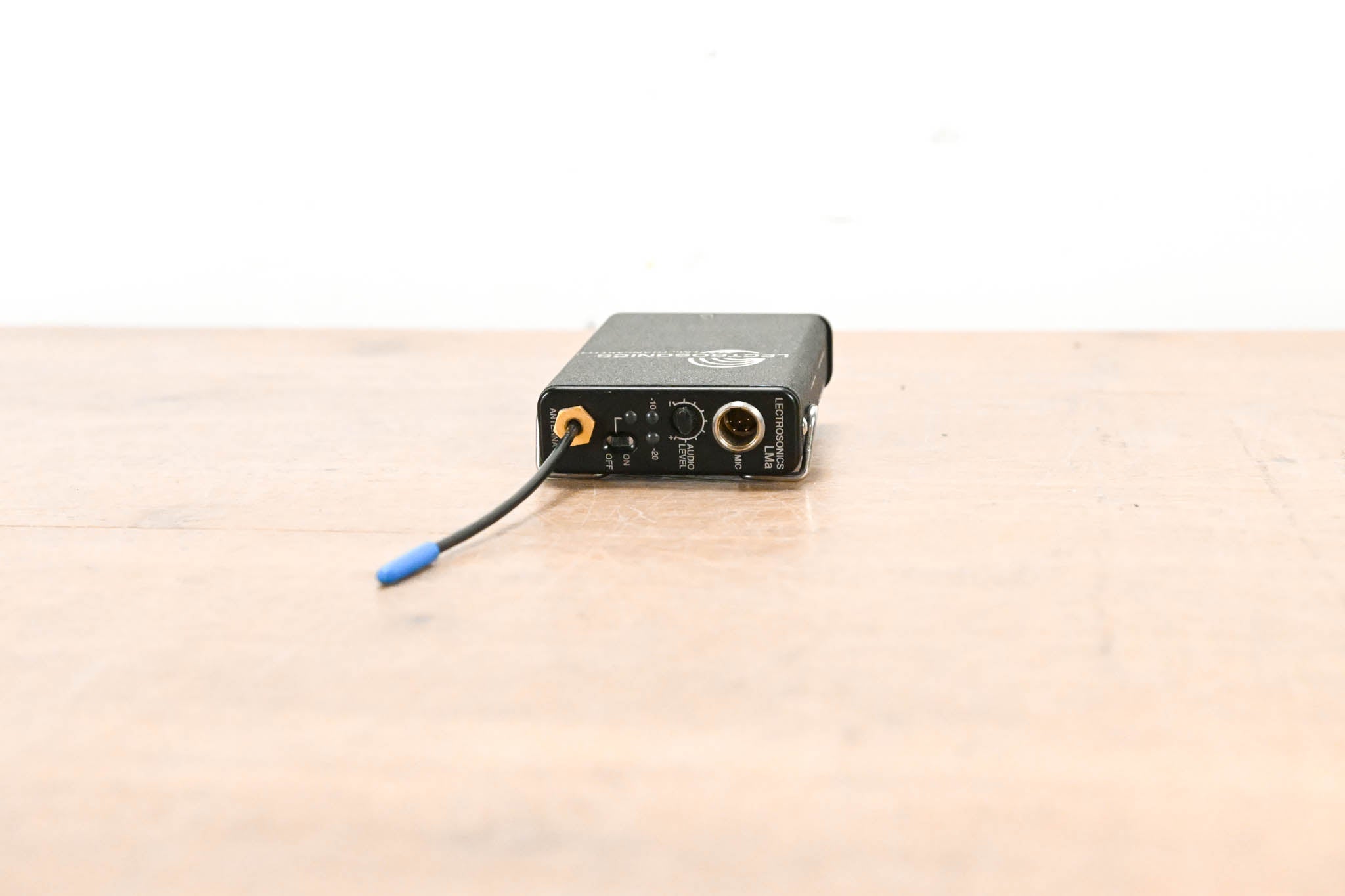 Lectrosonics LMa UHF Wireless Belt Pack Transmitter - Block 26