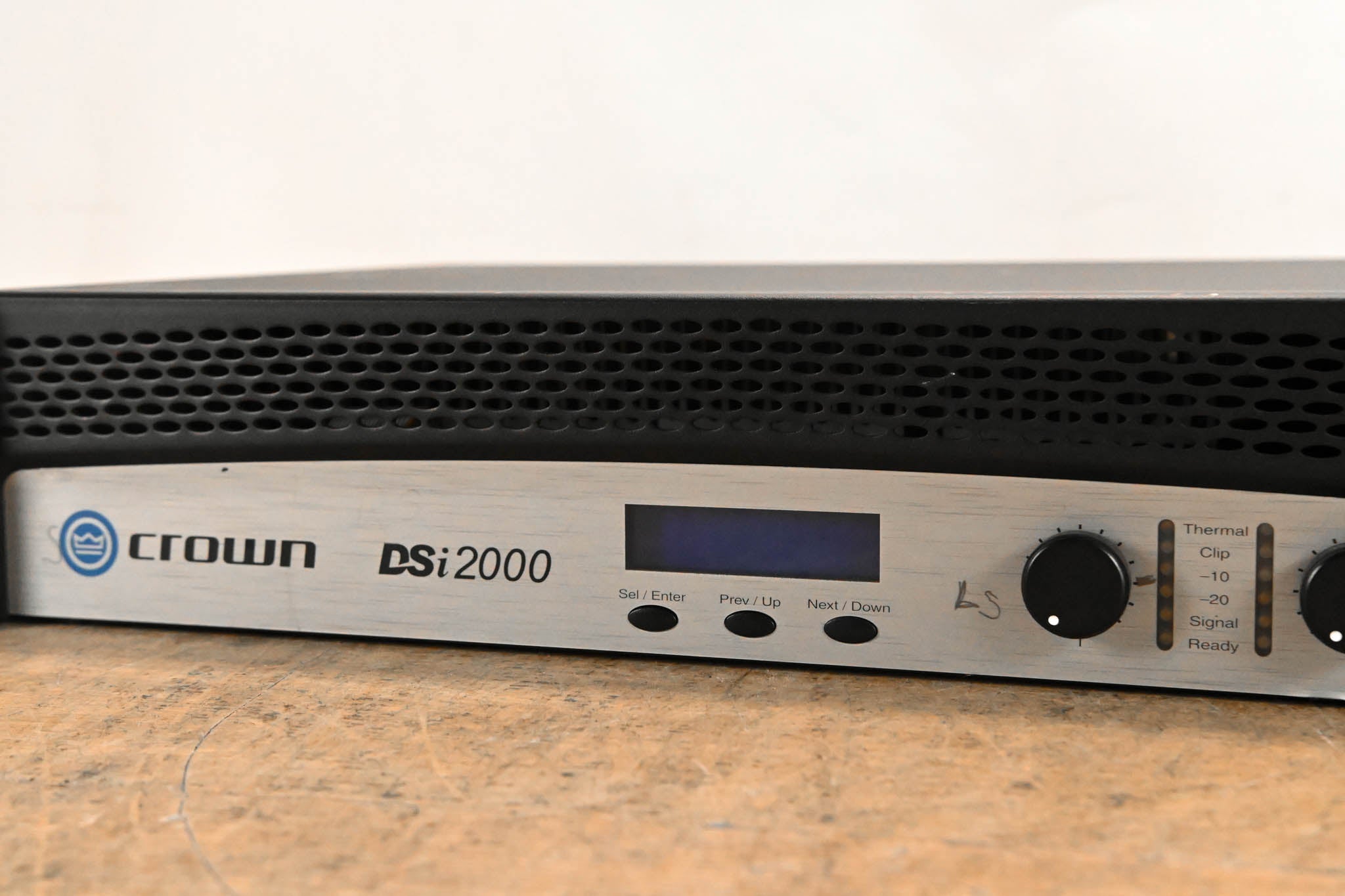 Crown DSi 2000 Two-Channel Power Amplifier