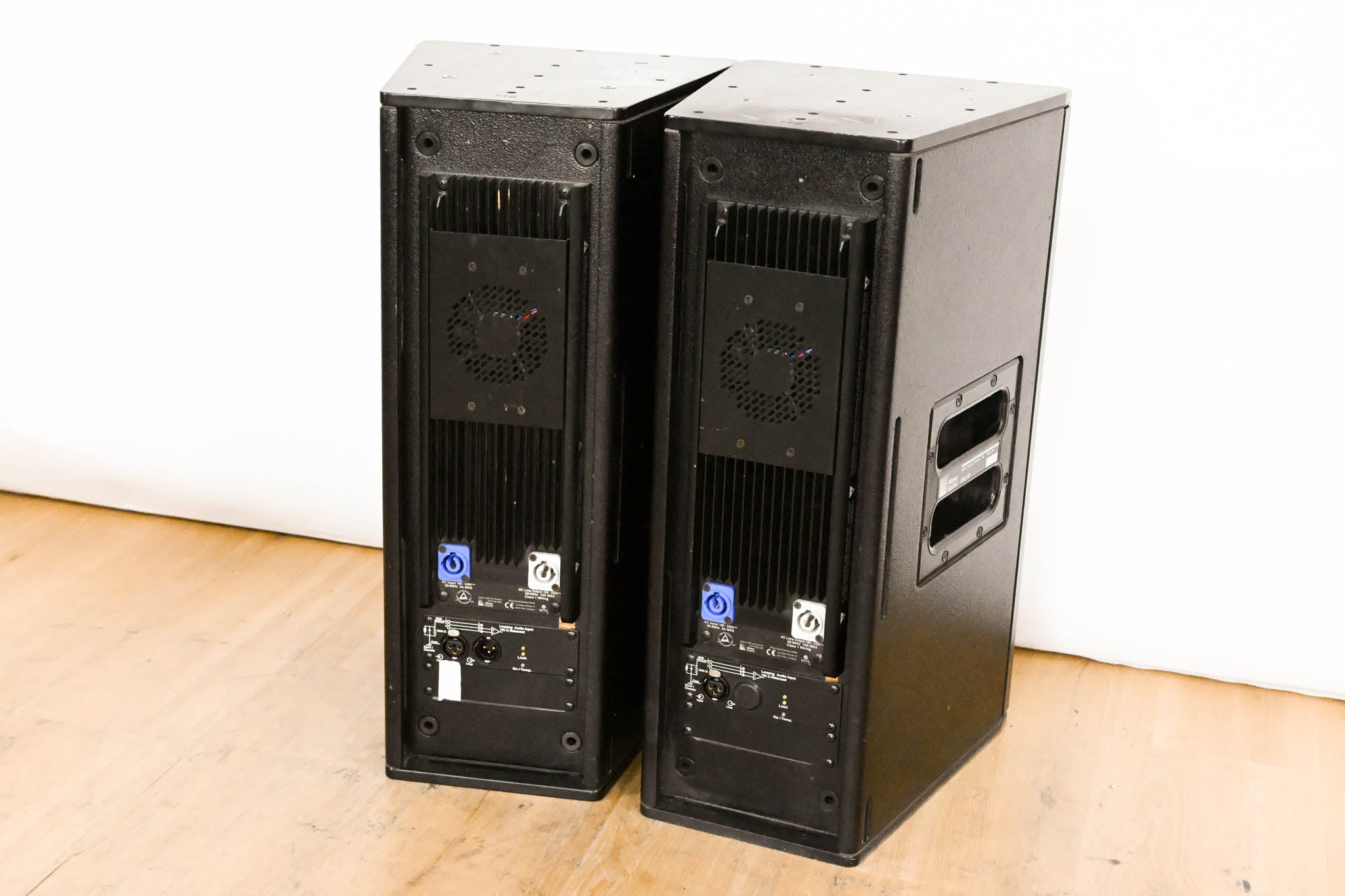 Meyer Sound UPJ-1P Compact VariO Loudspeaker (PAIR)