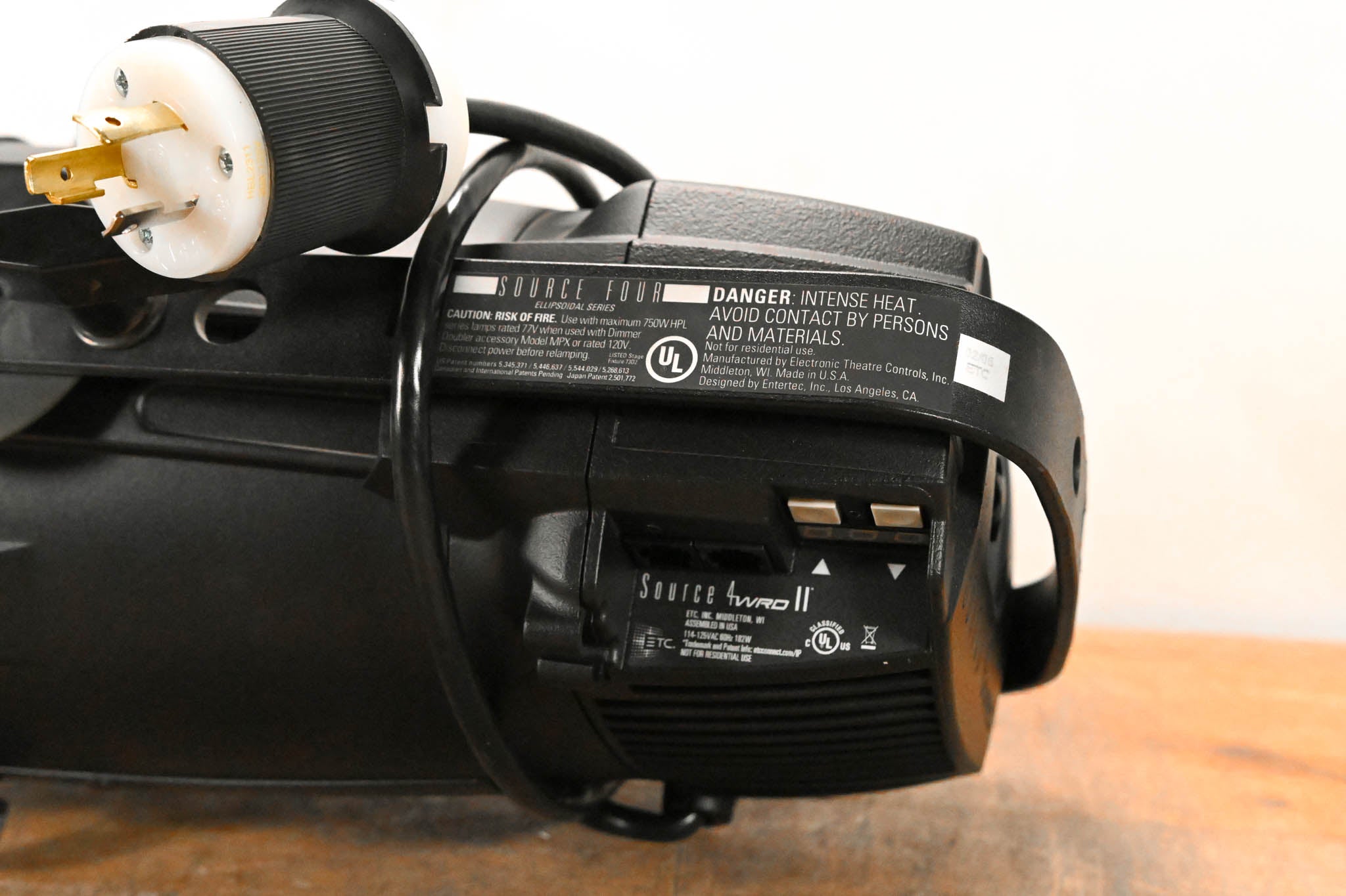 ETC Source Four 750 26 Degree Leko with Source 4WRD II LED Light Engine