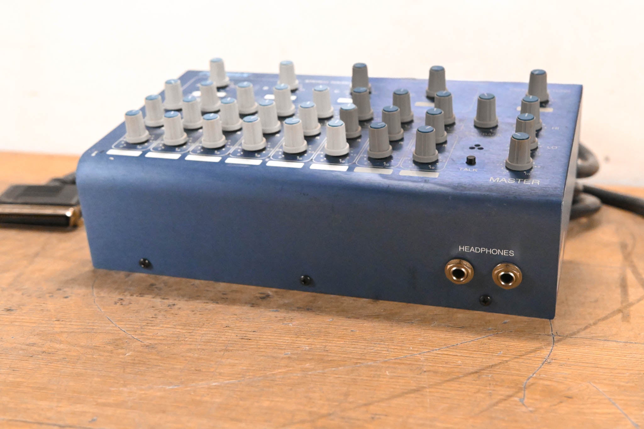 Furman HRM-16 16-Channel Headphone Mixing Station