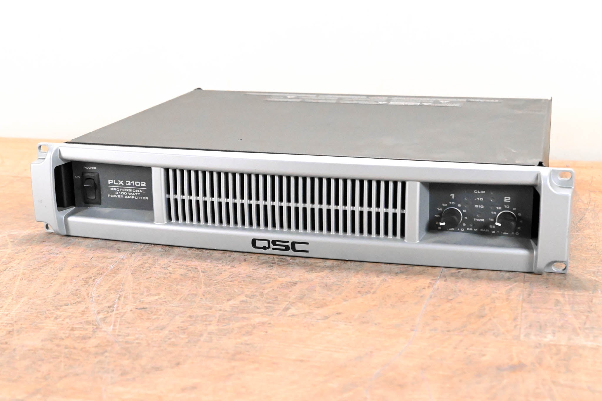 QSC PLX3102 2-Channel Power Amplifier