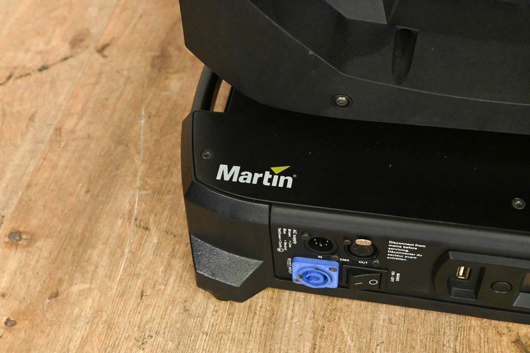 Martin MAC Viper Profile High Output Discharge-Based Moving Light