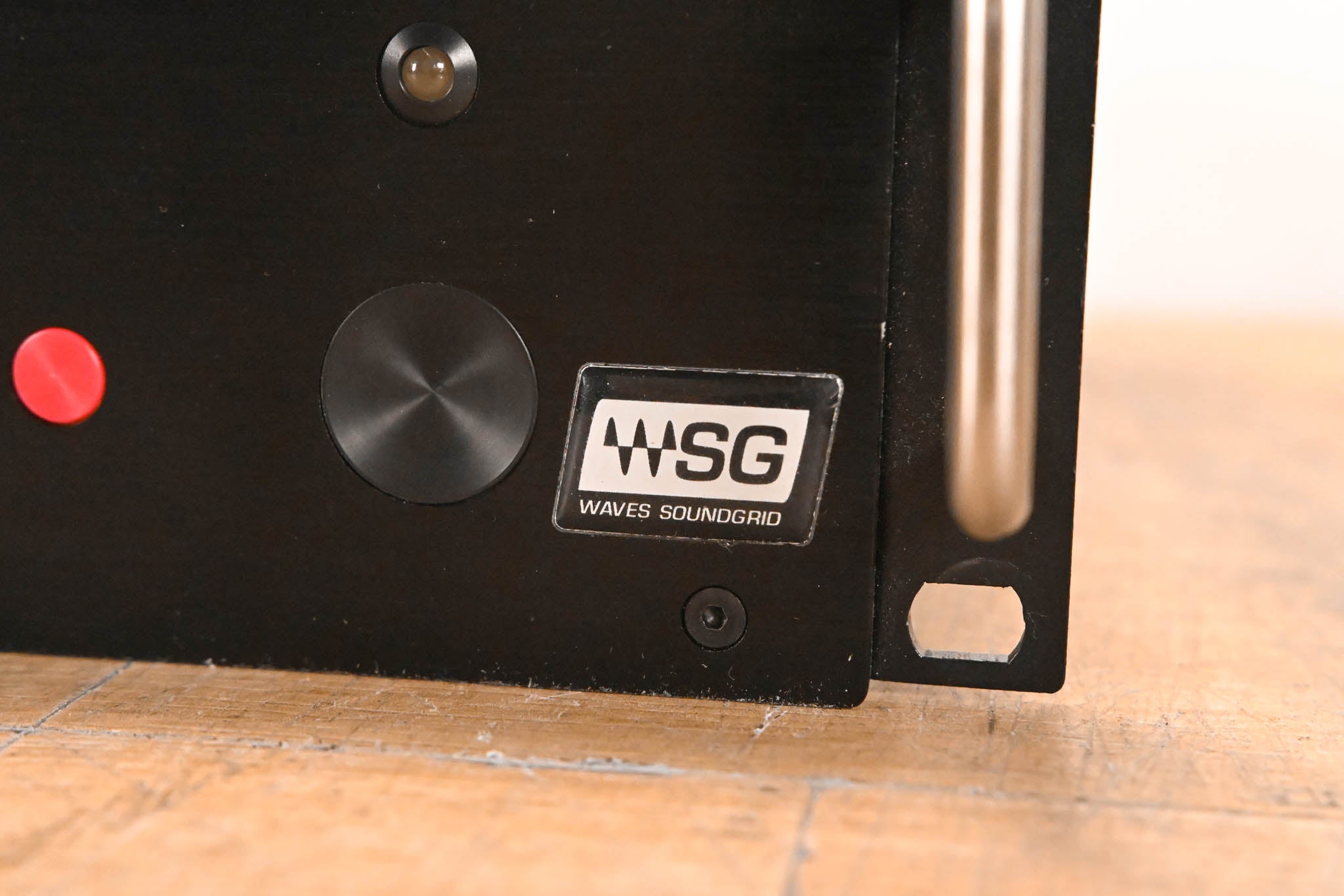 Waves SoundGrid Server One V2