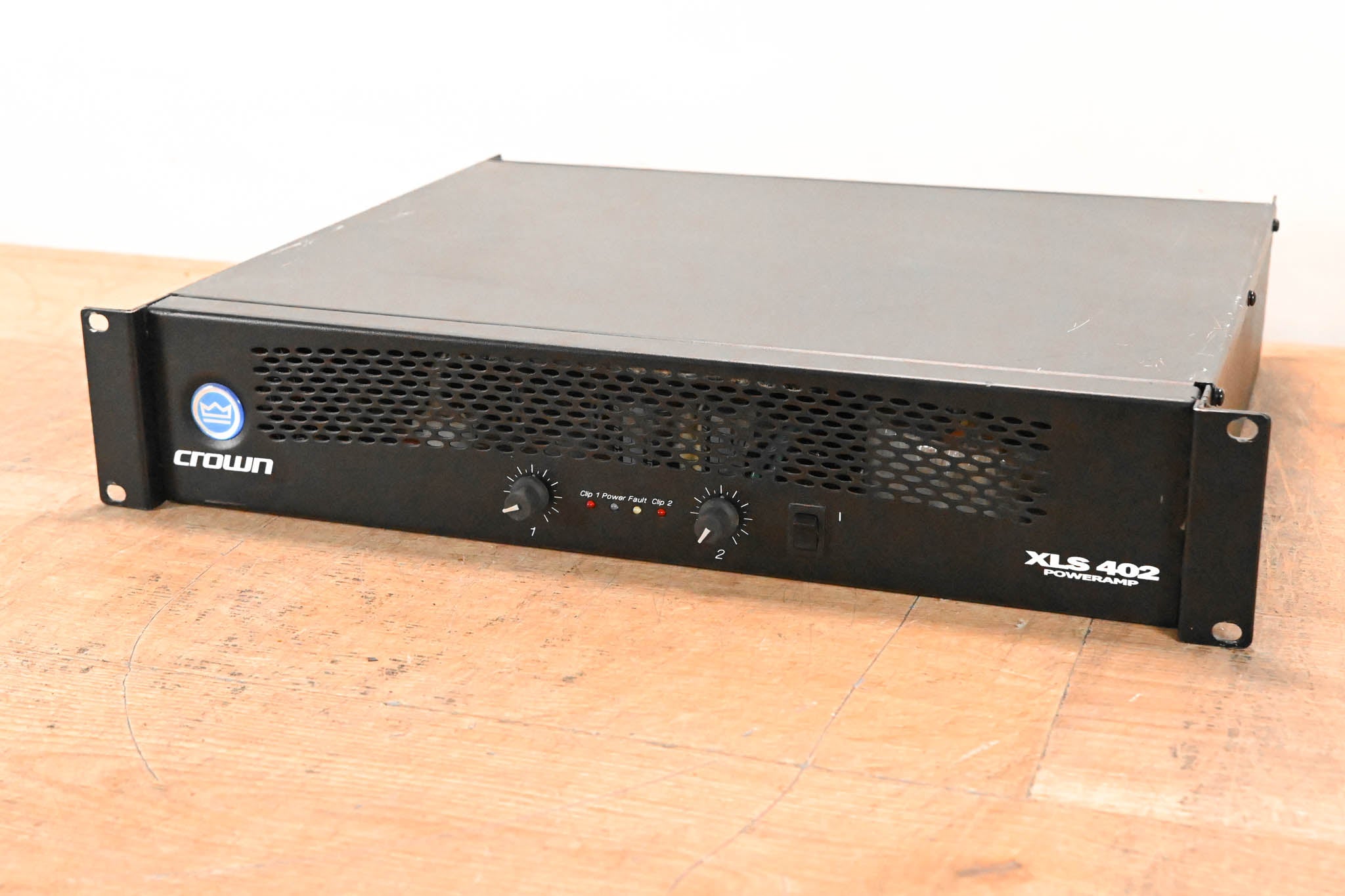 Crown XLS 402 2-Channel Power Amplifier