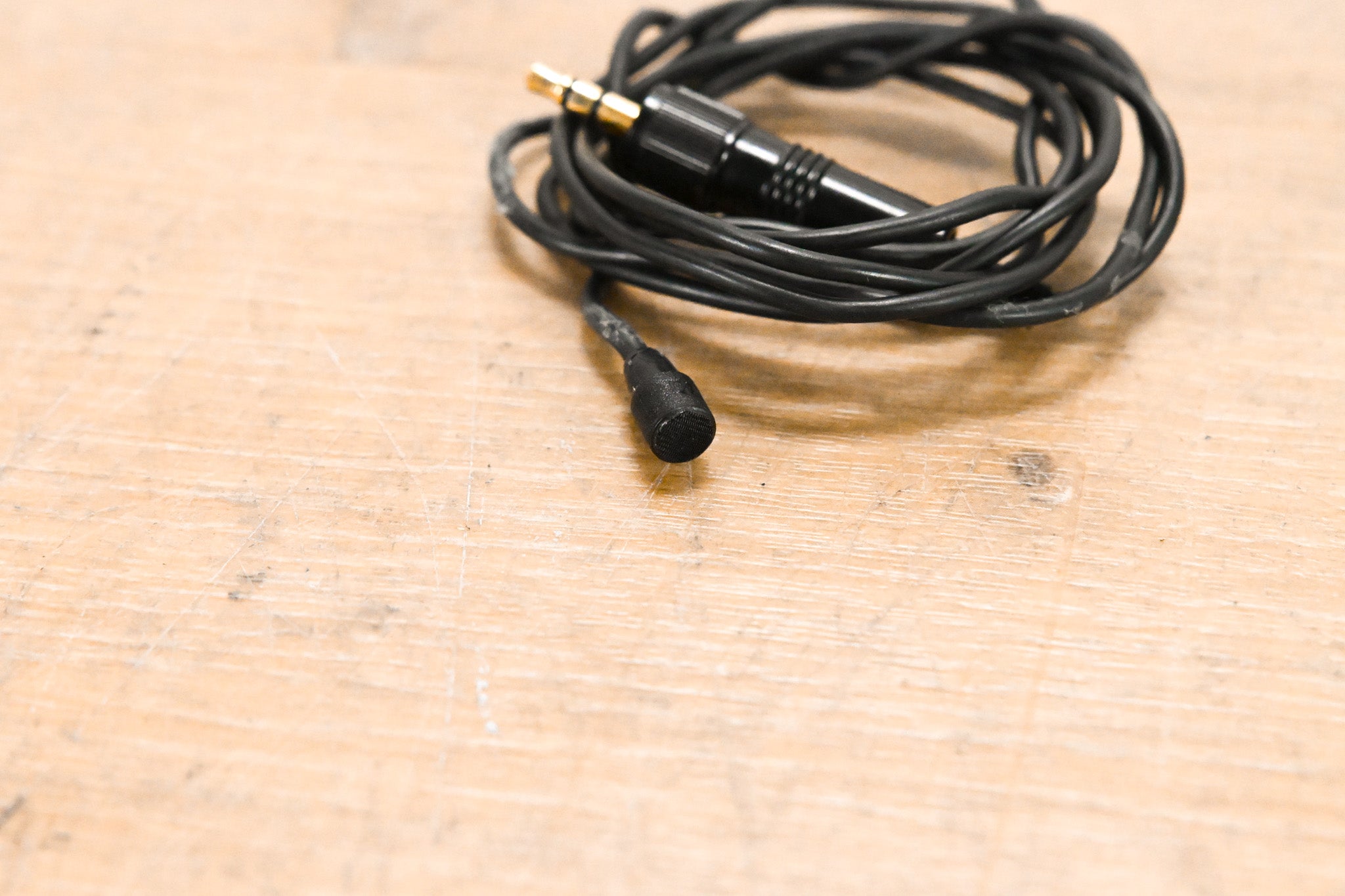 Sennheiser MKE 2 Lavalier Lapel Microphone w/ Locking 3.5mm Connector