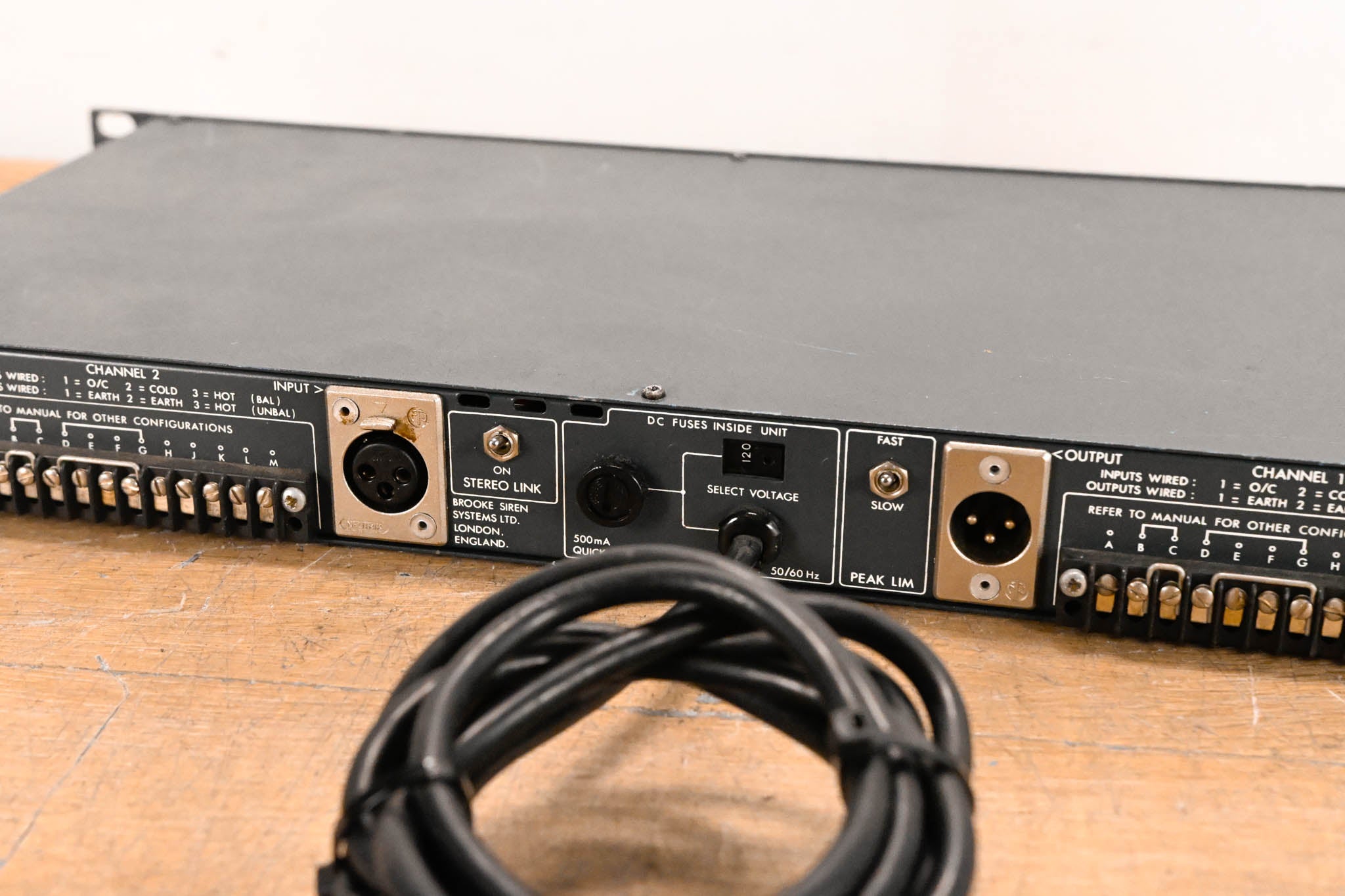 BSS DPR-402 Two-Channel Compressor/Limiter/De-Esser