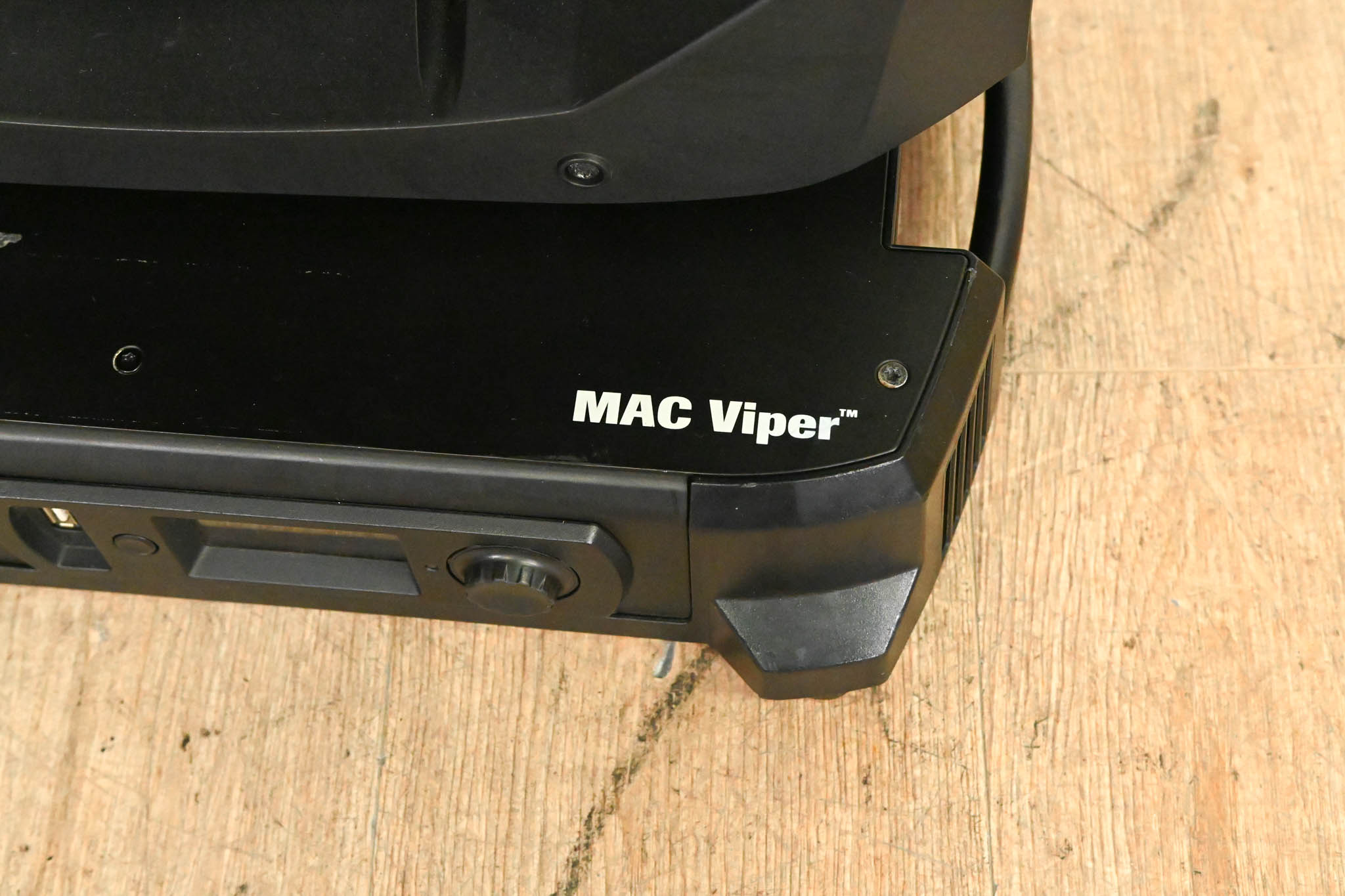 Martin MAC Viper Profile High Output Discharge-Based Moving Light