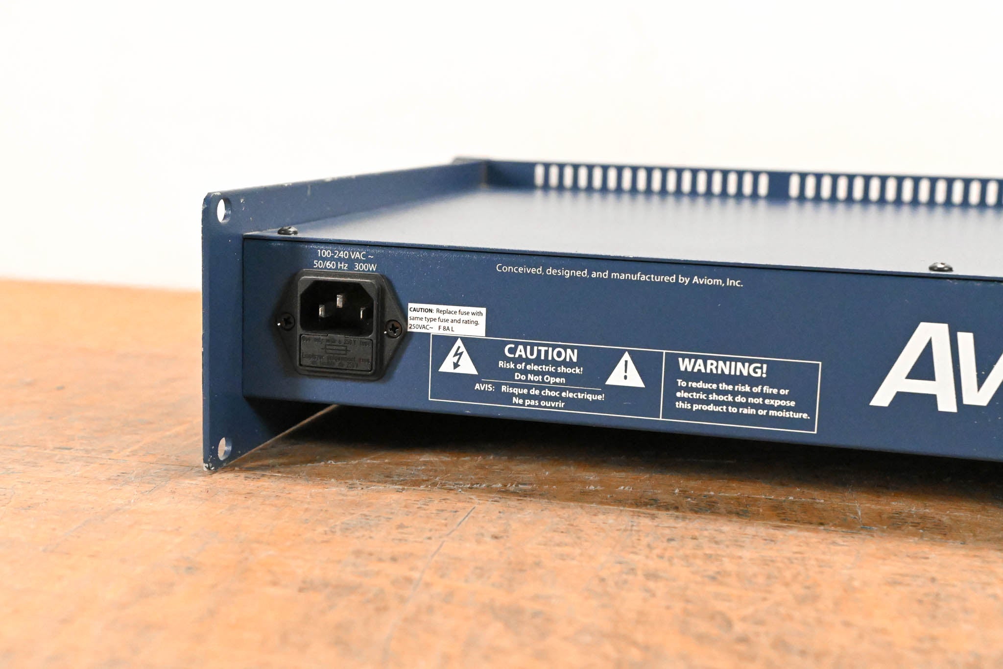 Aviom A-16D Pro A-Net Distributor