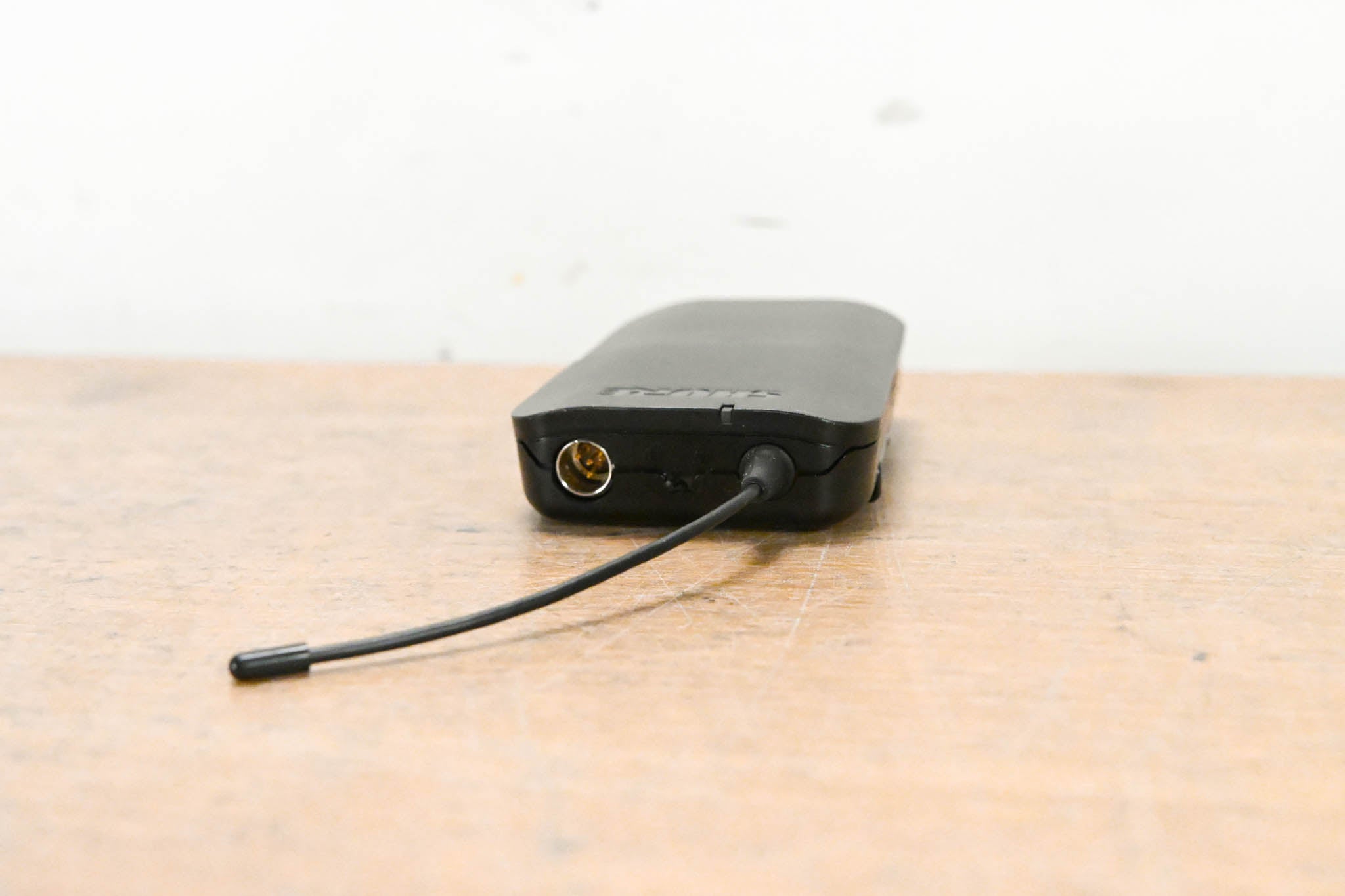 Shure BLX14 Bodypack Wireless System - H9 Band: 512-542 MHz (NO PSU)