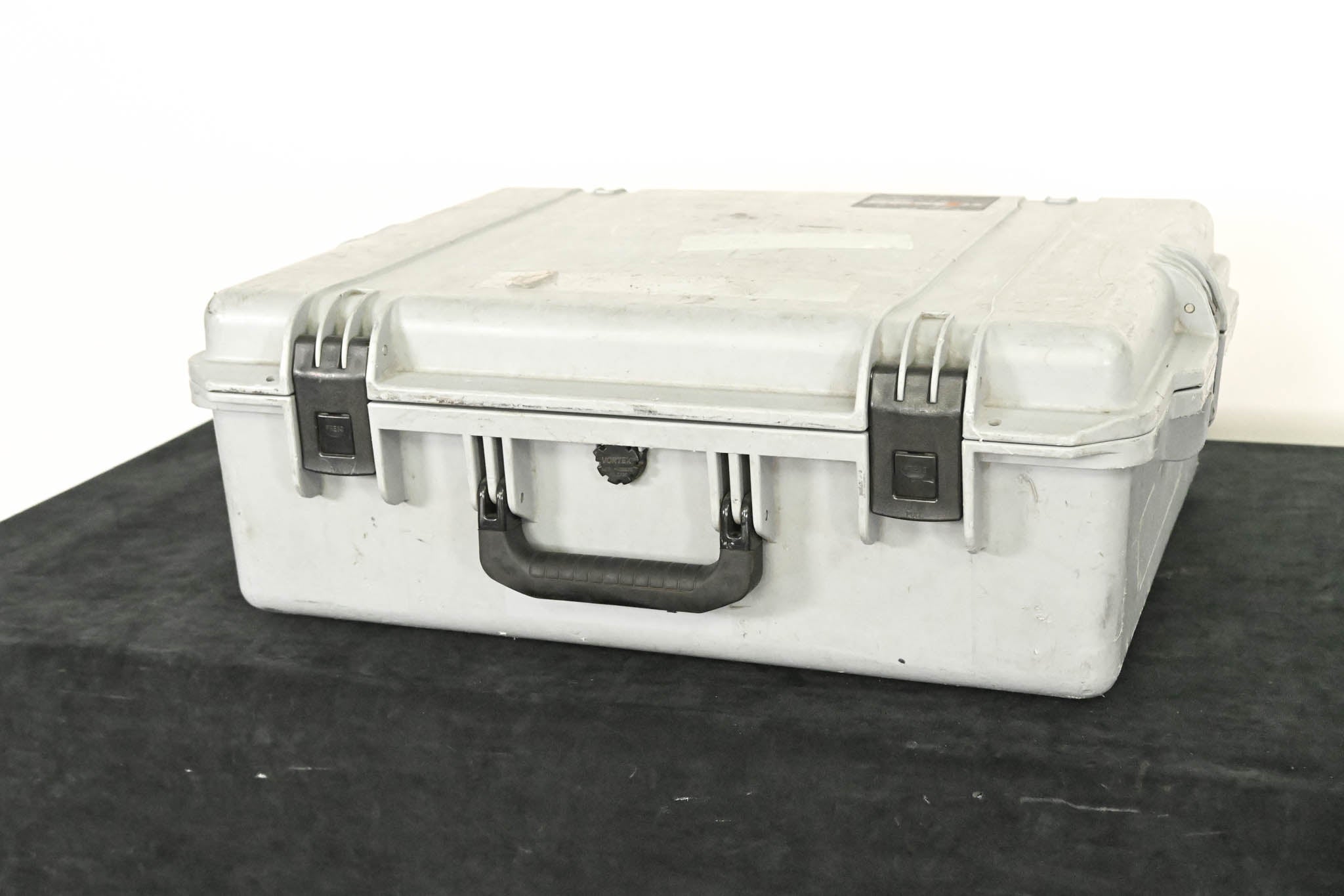 Pelican Storm Case iM2700 22.00 x 17.00 x 8.00 in