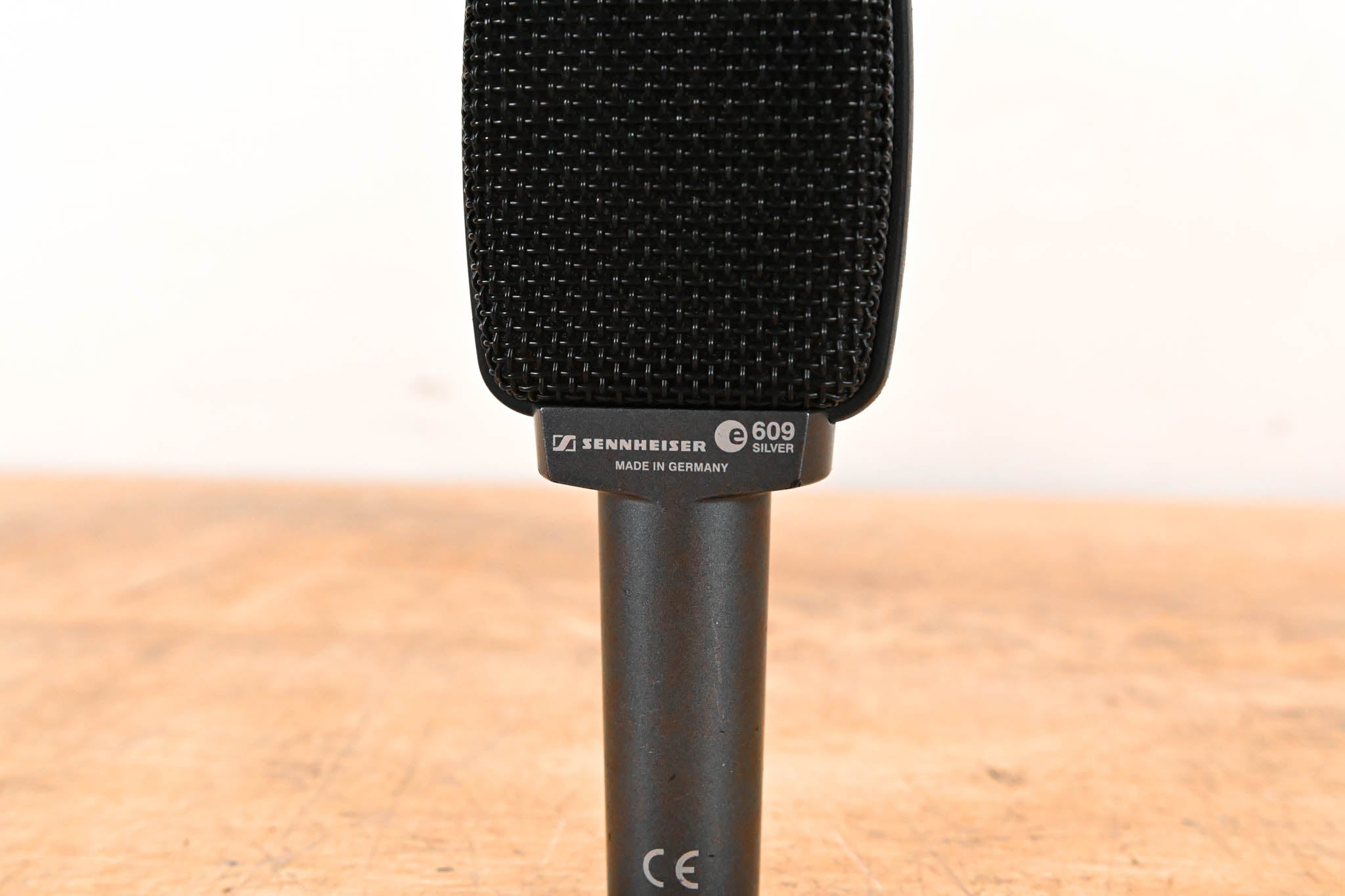 Sennheiser e 609 Silver Supercardioid Dynamic Microphone