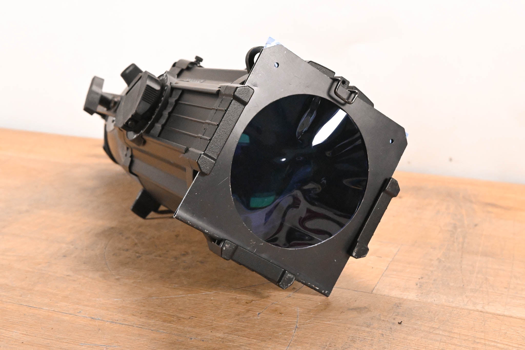ETC Source Four Zoom 25-50 Degree 750 Ellipsoidal Light