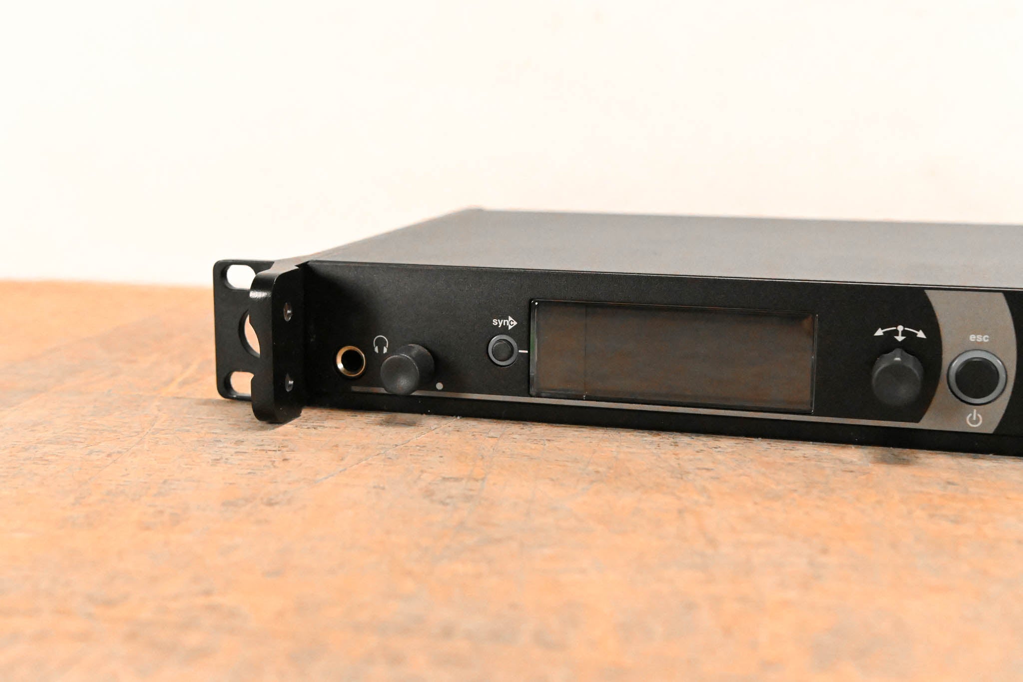 Sennheiser EM 2050 Dual-Channel Wireless Receiver Aw Range: 516-558 MHz