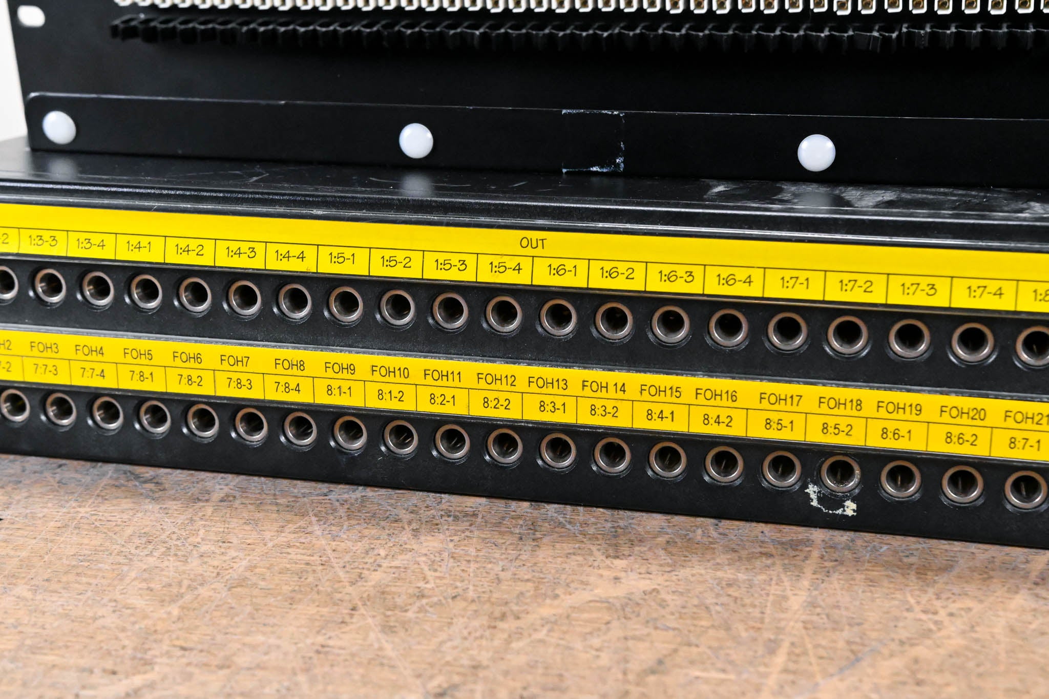 ADC BJF203-4MKII 48-Point Patch Bay with QCP Patch Panel