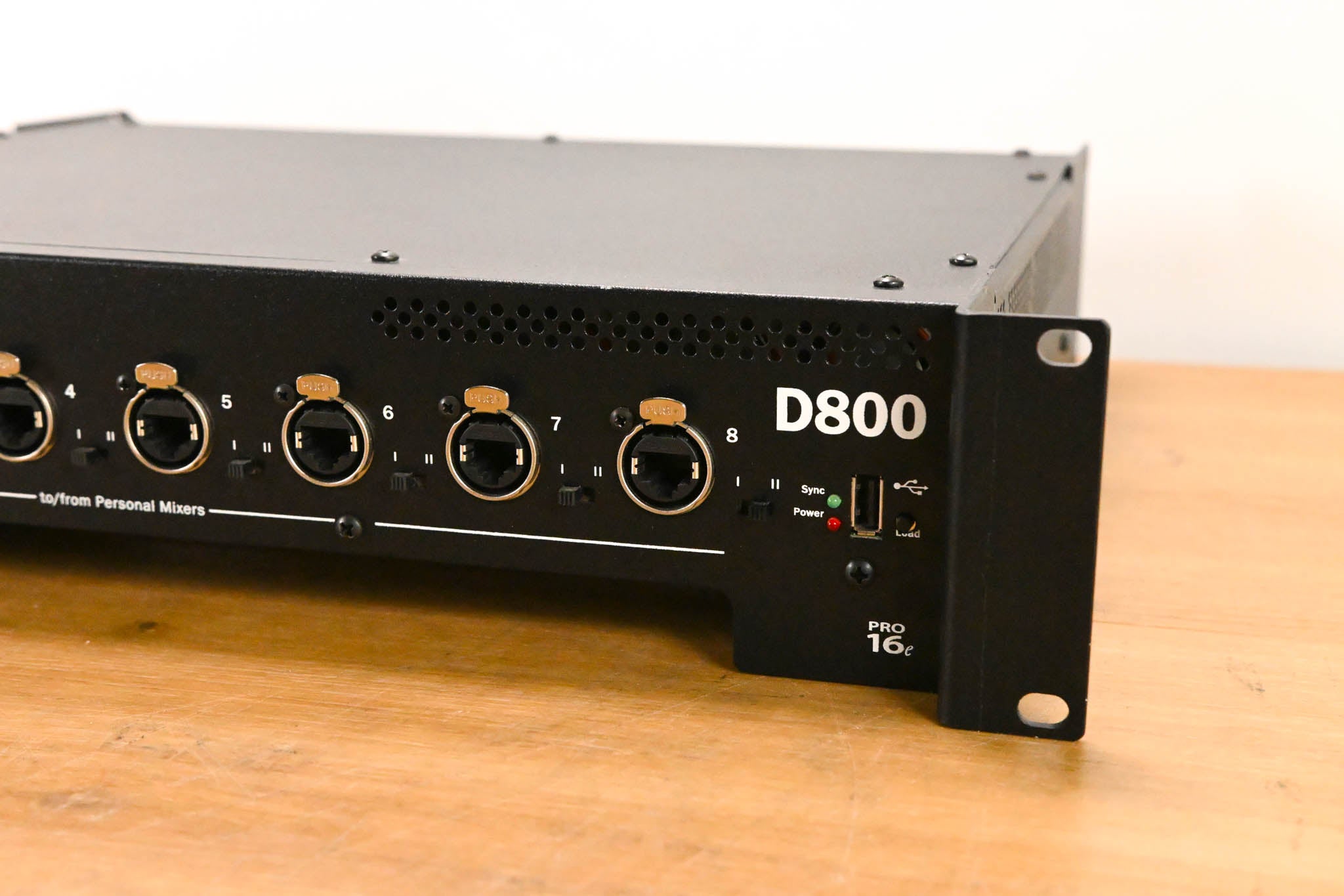 Aviom D800 A-Net Distributor