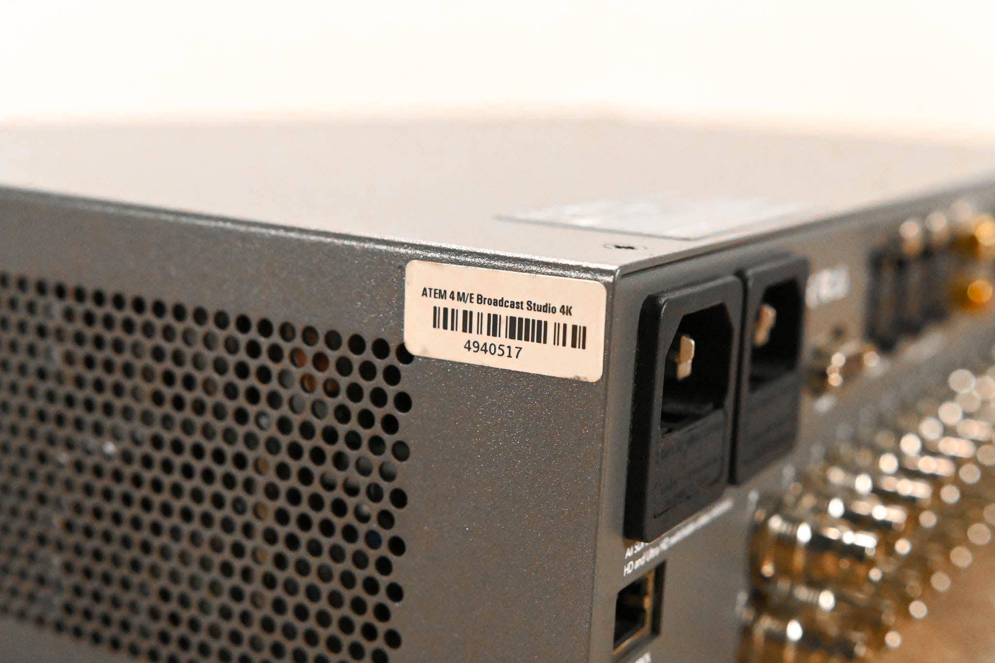 Blackmagic Design ATEM 4 M/E Broadcast Studio 4K