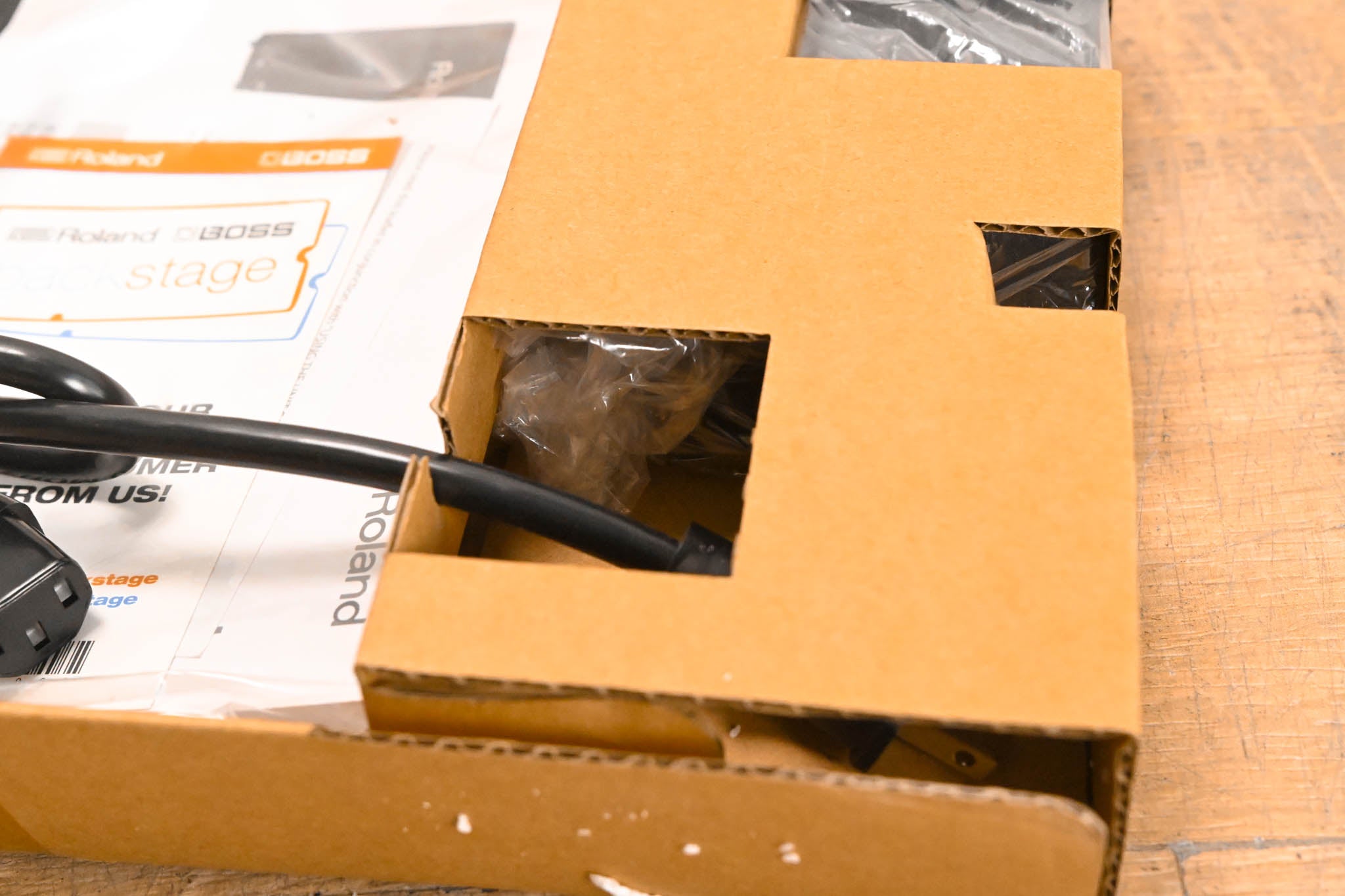 Roland BA-330 Portable Stereo PA System