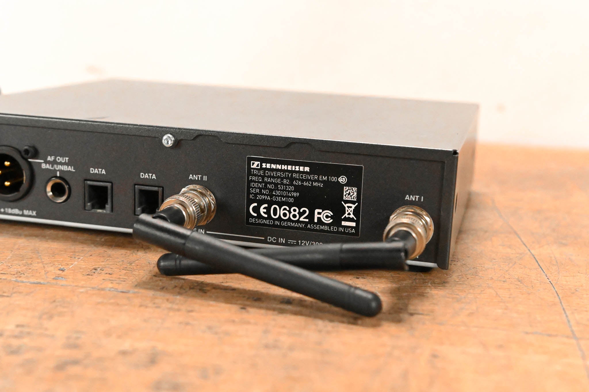 Sennheiser EM 100 G3 Wireless Receiver - B2 Range: 626-662 MHz