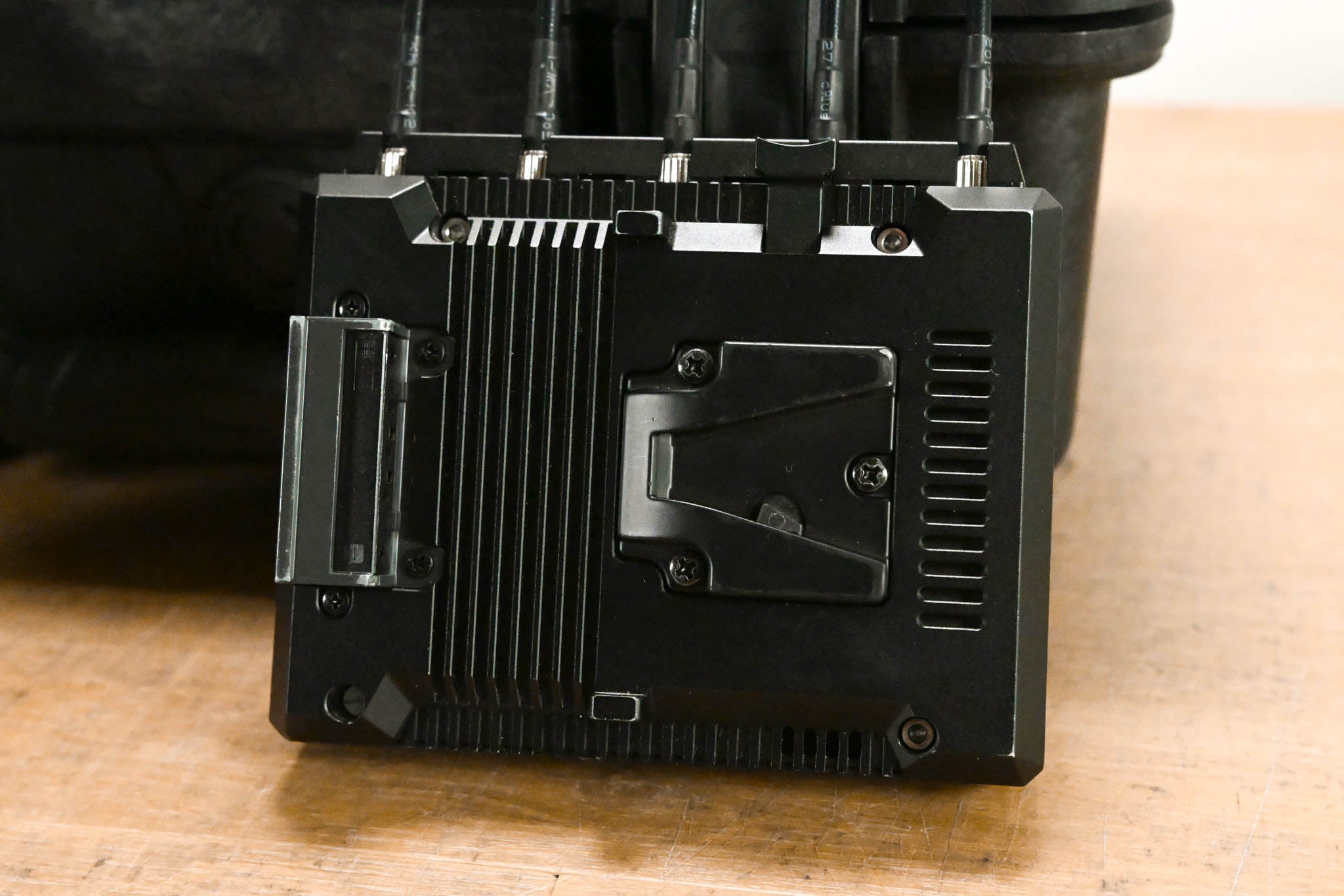 Vaxis Storm 2000 HDMI/SDI Wireless Transmission System (TX + RX)